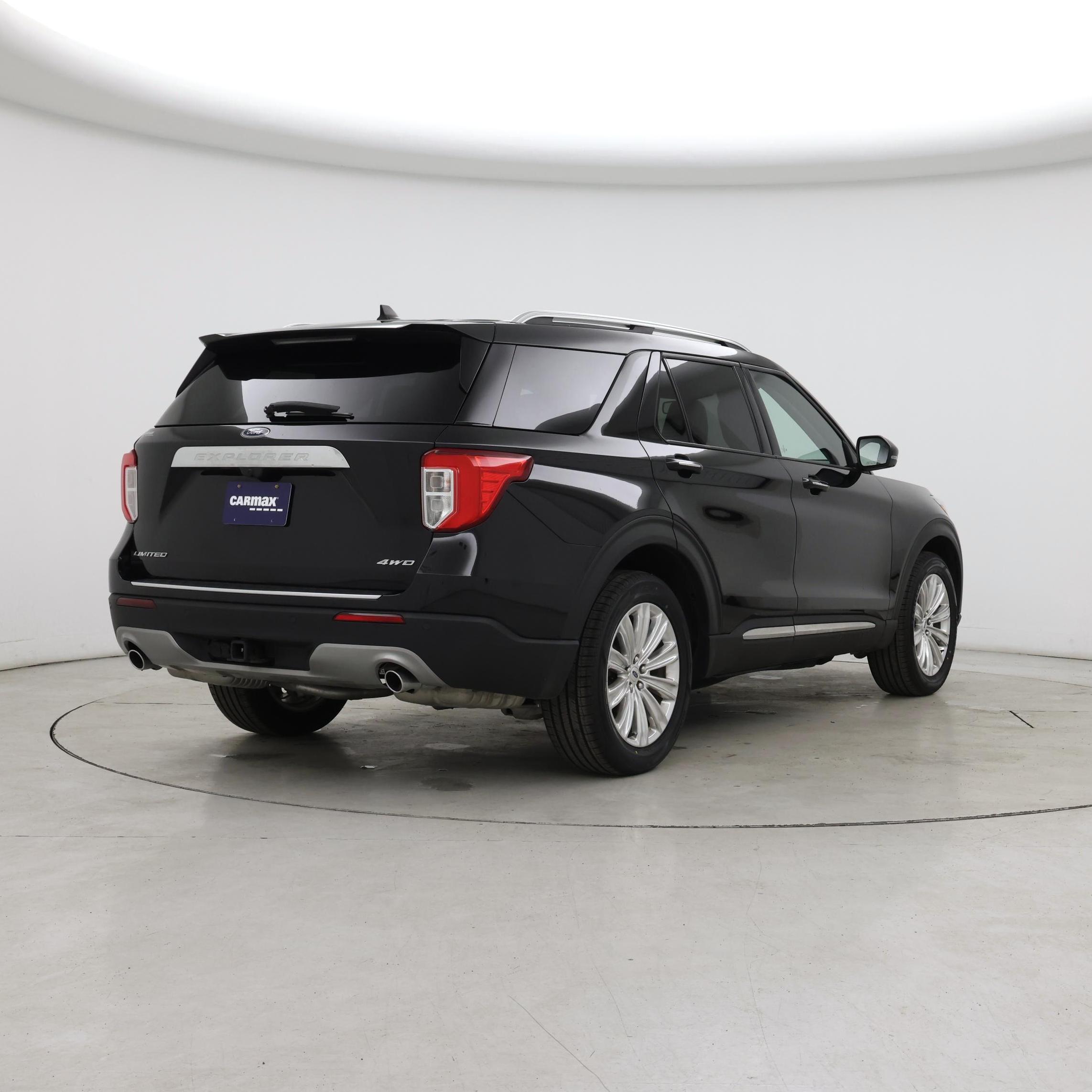 Thumbnail: 2022 Ford Explorer - 8