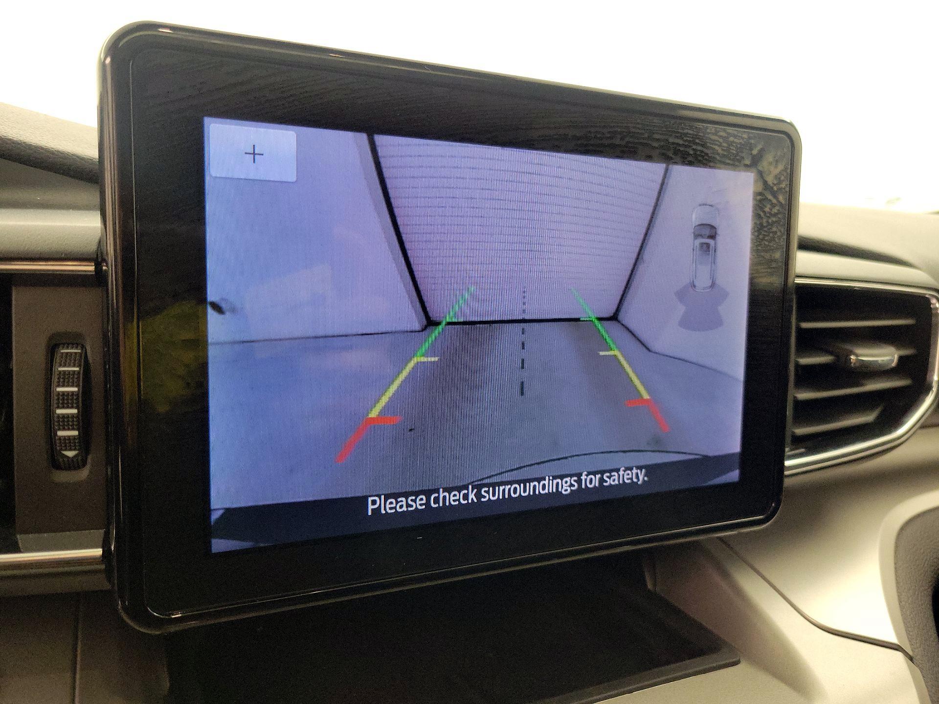 Thumbnail: 2021 Ford Explorer - 15