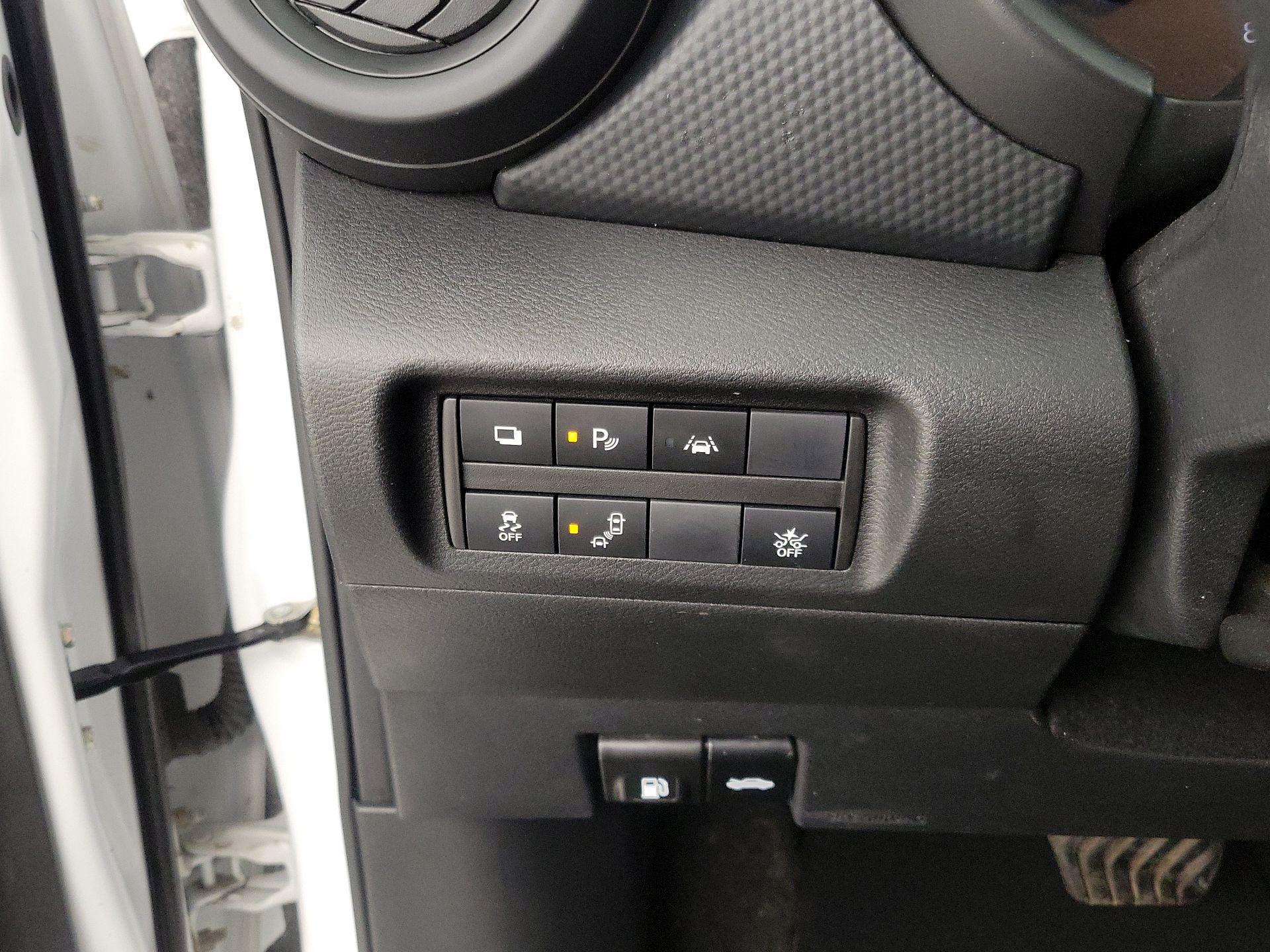 Thumbnail: 2022 Nissan Kicks - 13