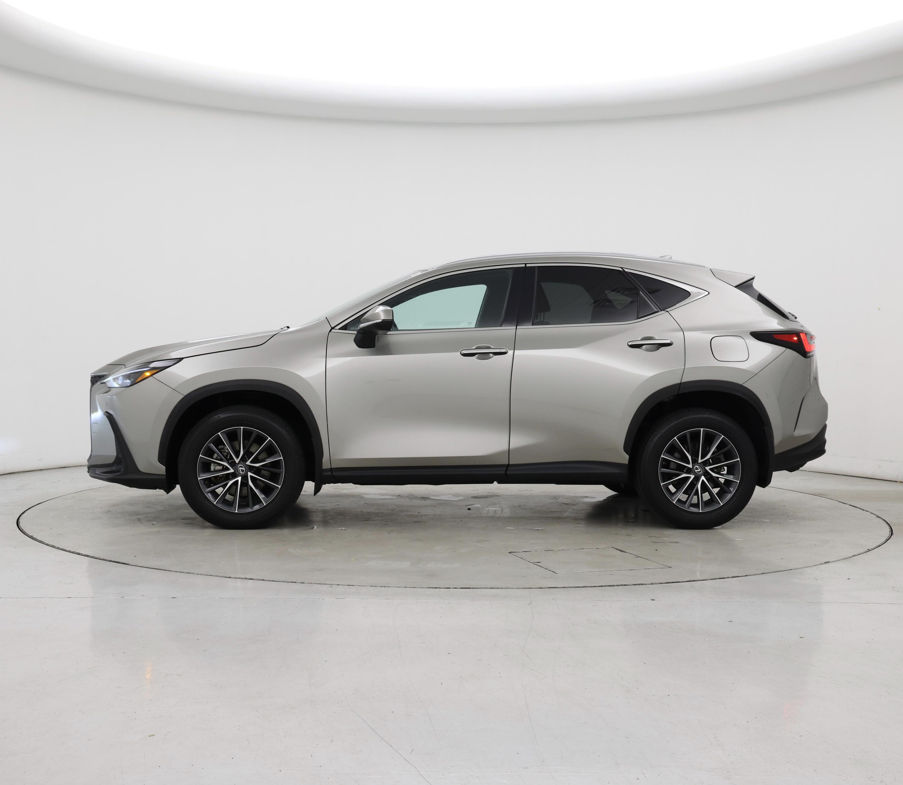 Thumbnail: 2022 Lexus NX - 3