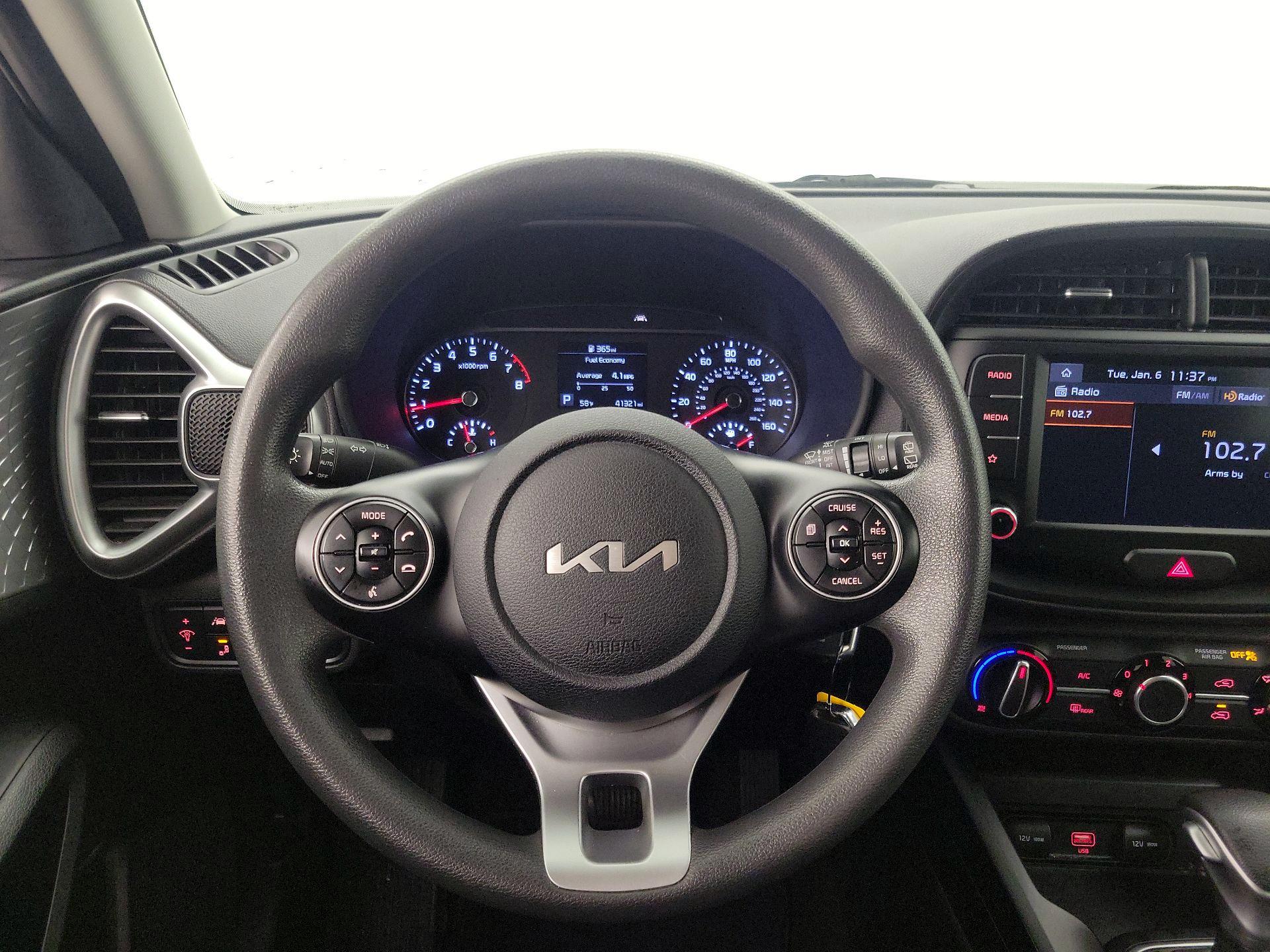 Thumbnail: 2022 Kia Soul - 10