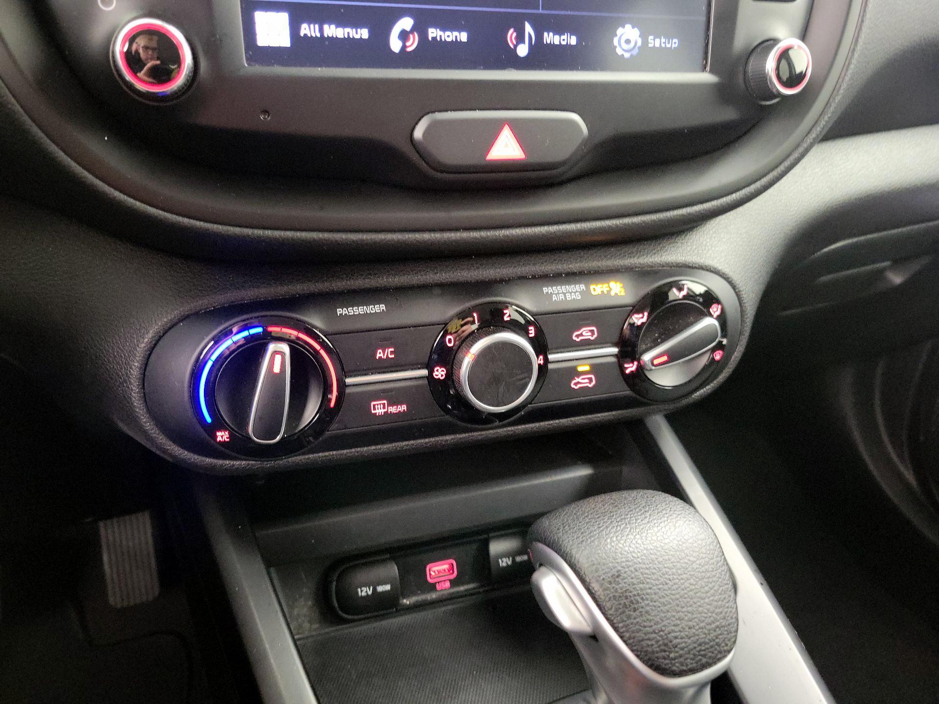 Thumbnail: 2022 Kia Soul - 16