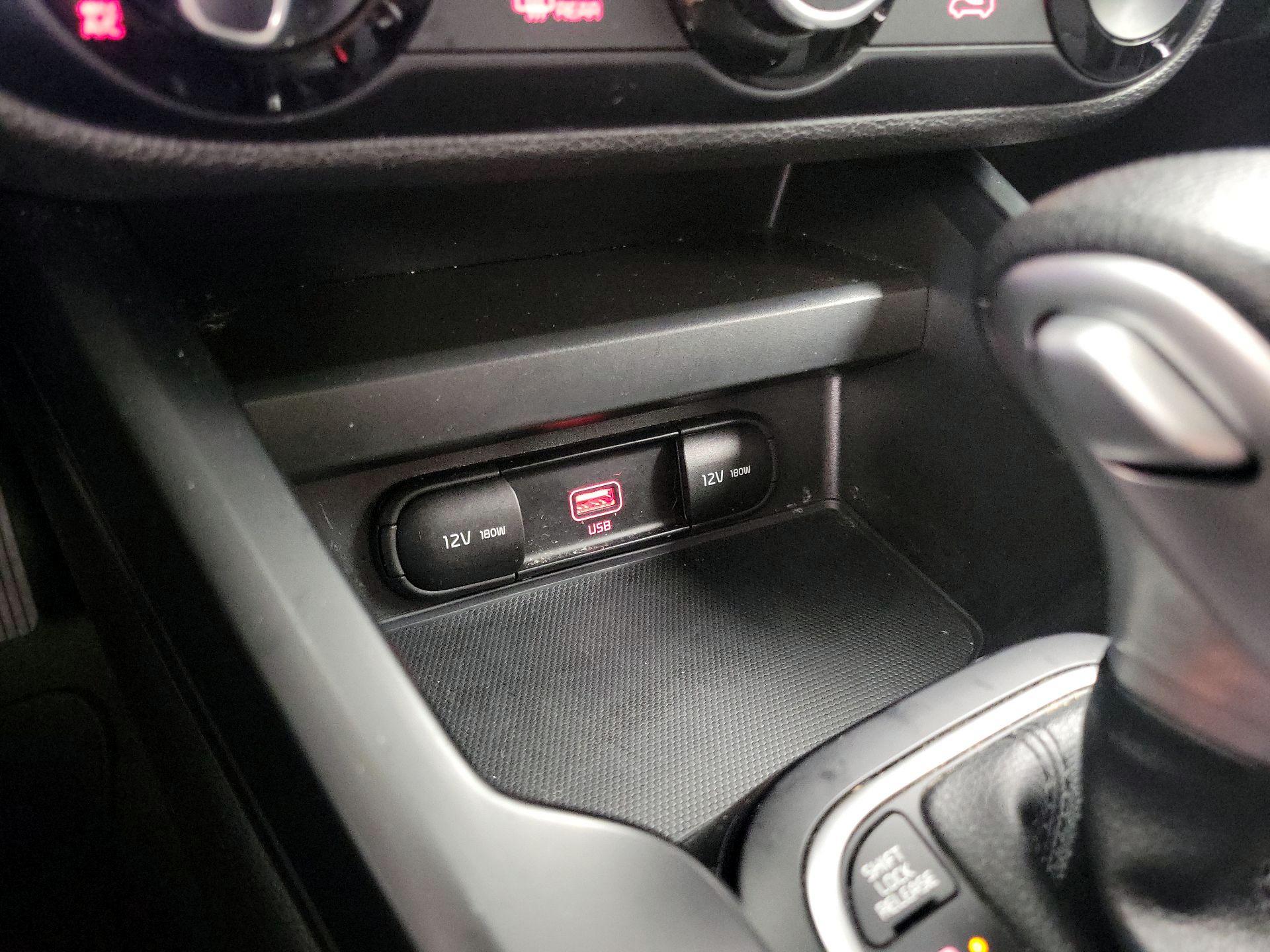 Thumbnail: 2022 Kia Soul - 18