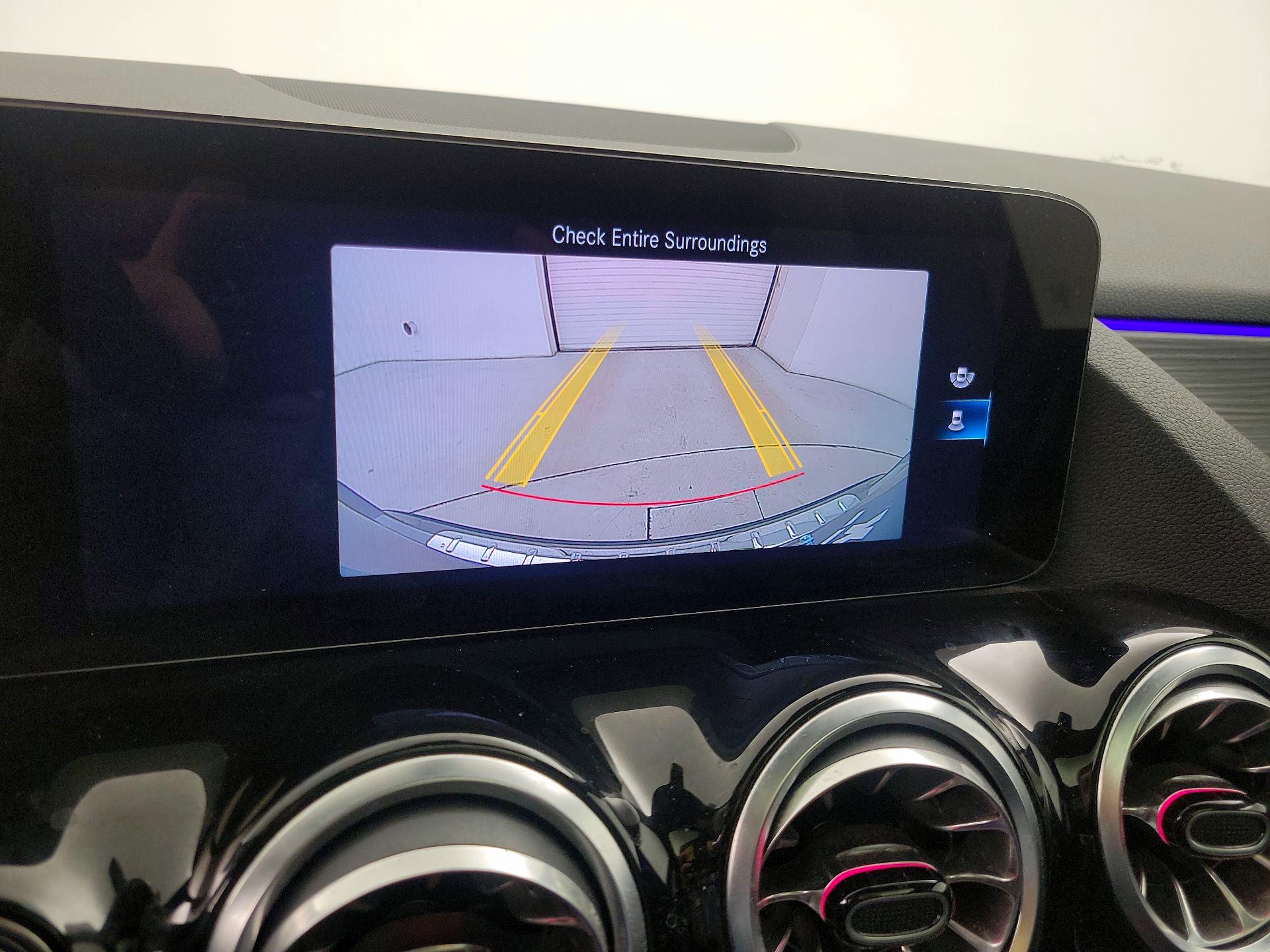 Thumbnail: 2023 Mercedes-Benz GLA - 14