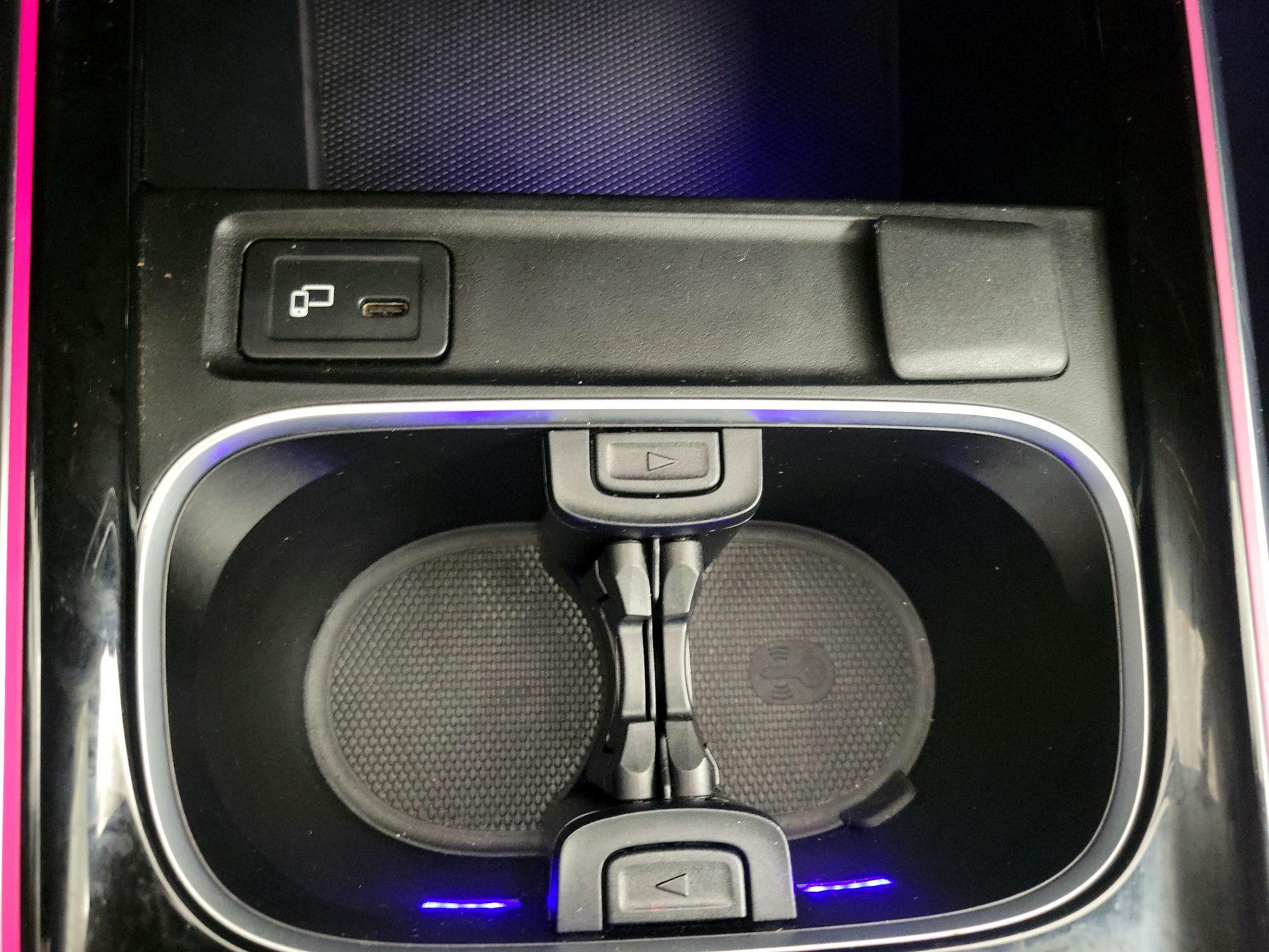 Thumbnail: 2023 Mercedes-Benz GLA - 18