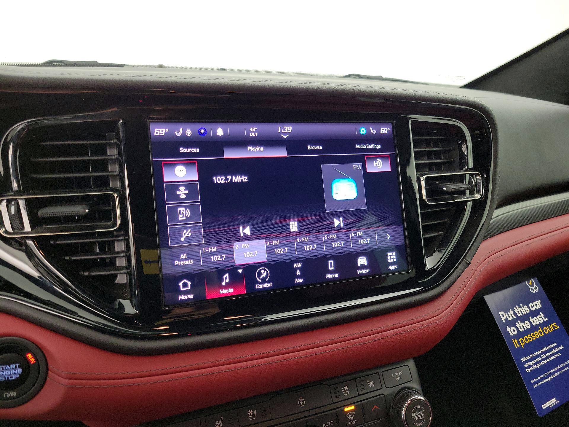 Thumbnail: 2022 Dodge Durango - 16