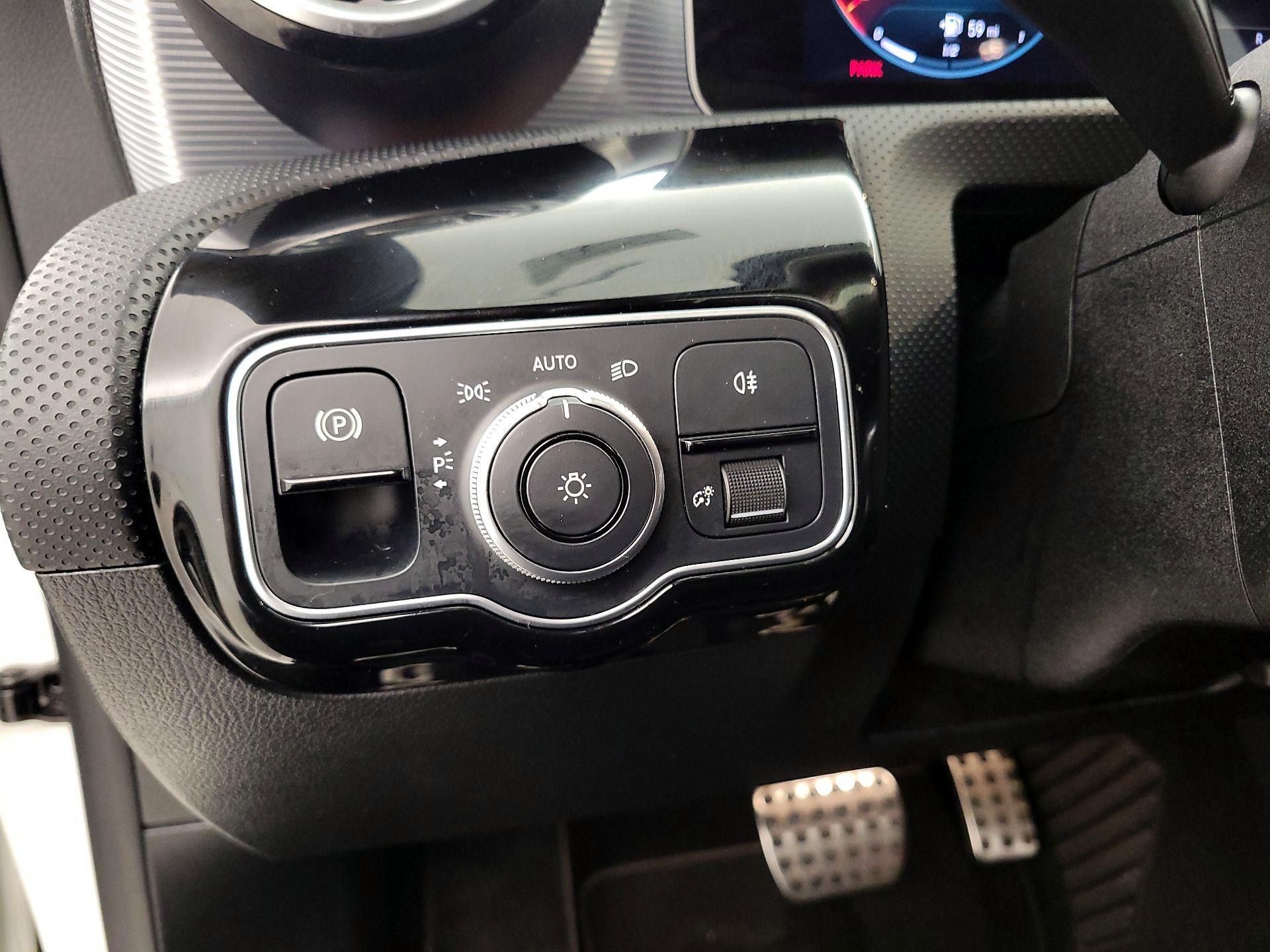 Thumbnail: 2020 Mercedes-Benz CLA - 13