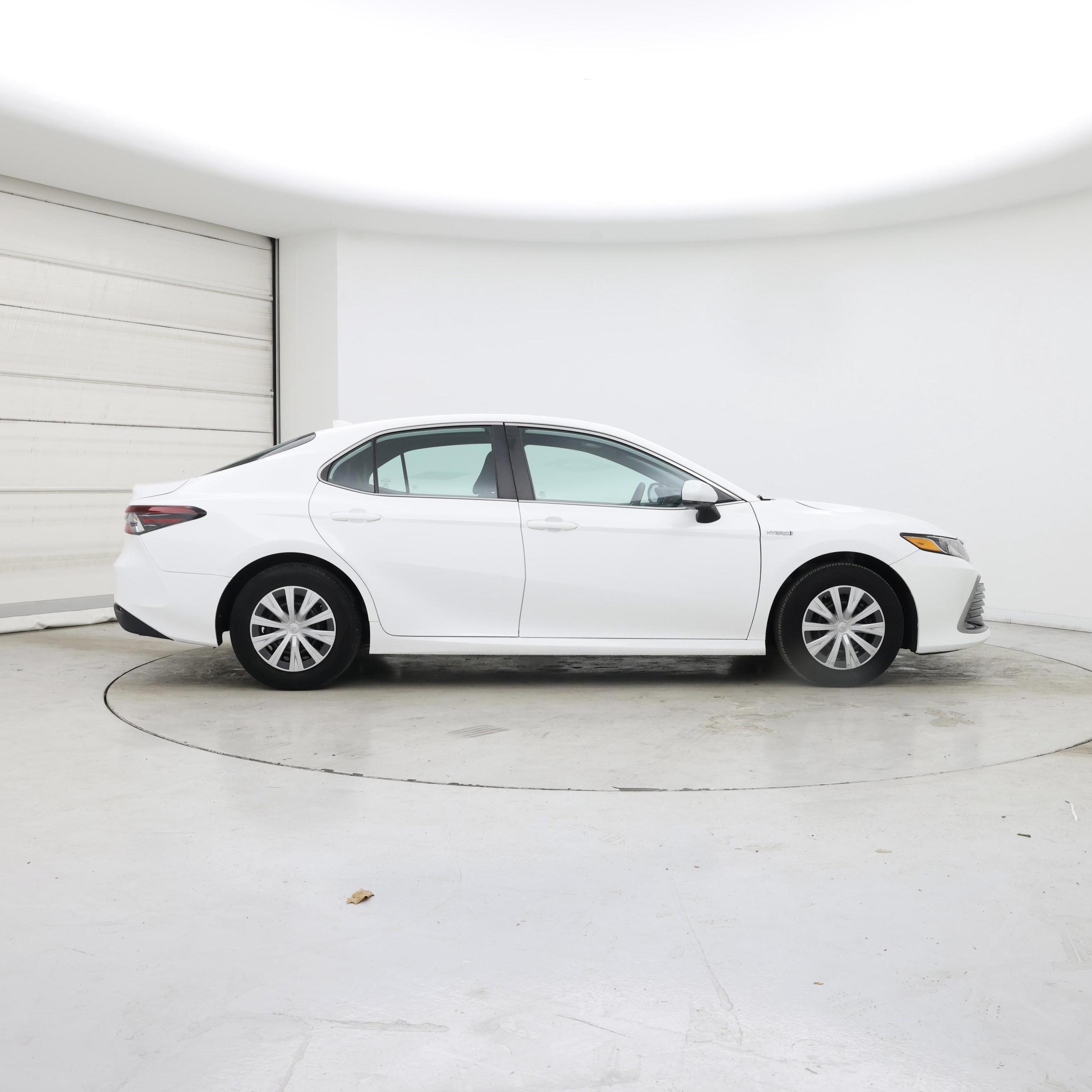 Thumbnail: 2021 Toyota Camry - 7