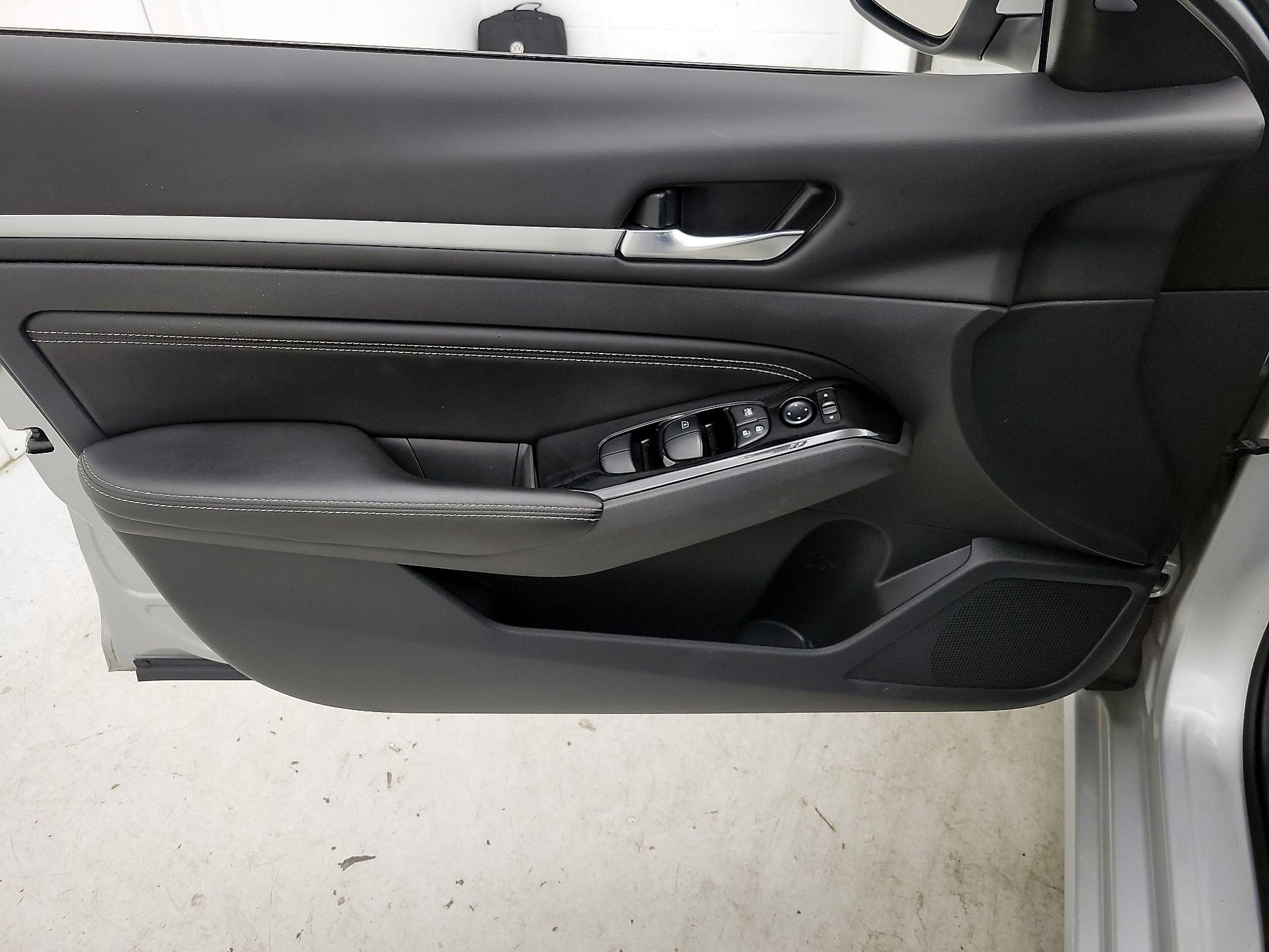 Thumbnail: 2023 Nissan Altima - 12