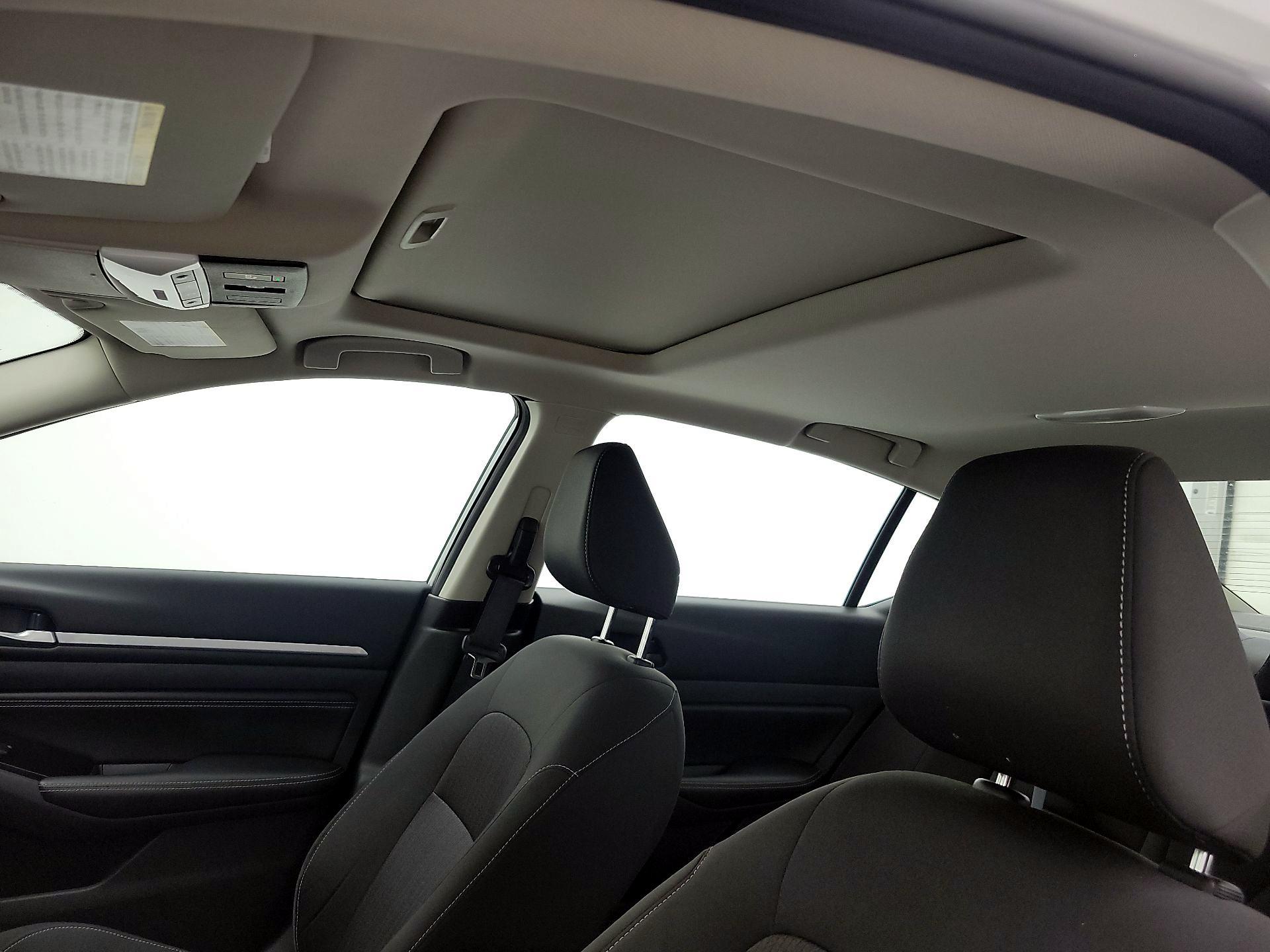 Thumbnail: 2023 Nissan Altima - 20