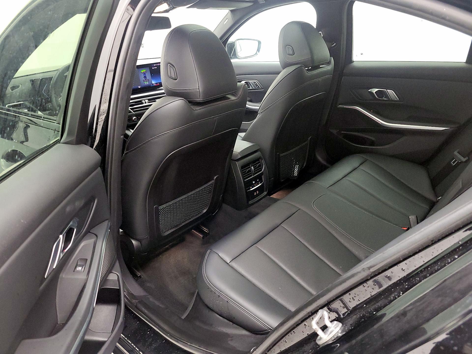 Thumbnail: 2023 BMW 3 Series - 20