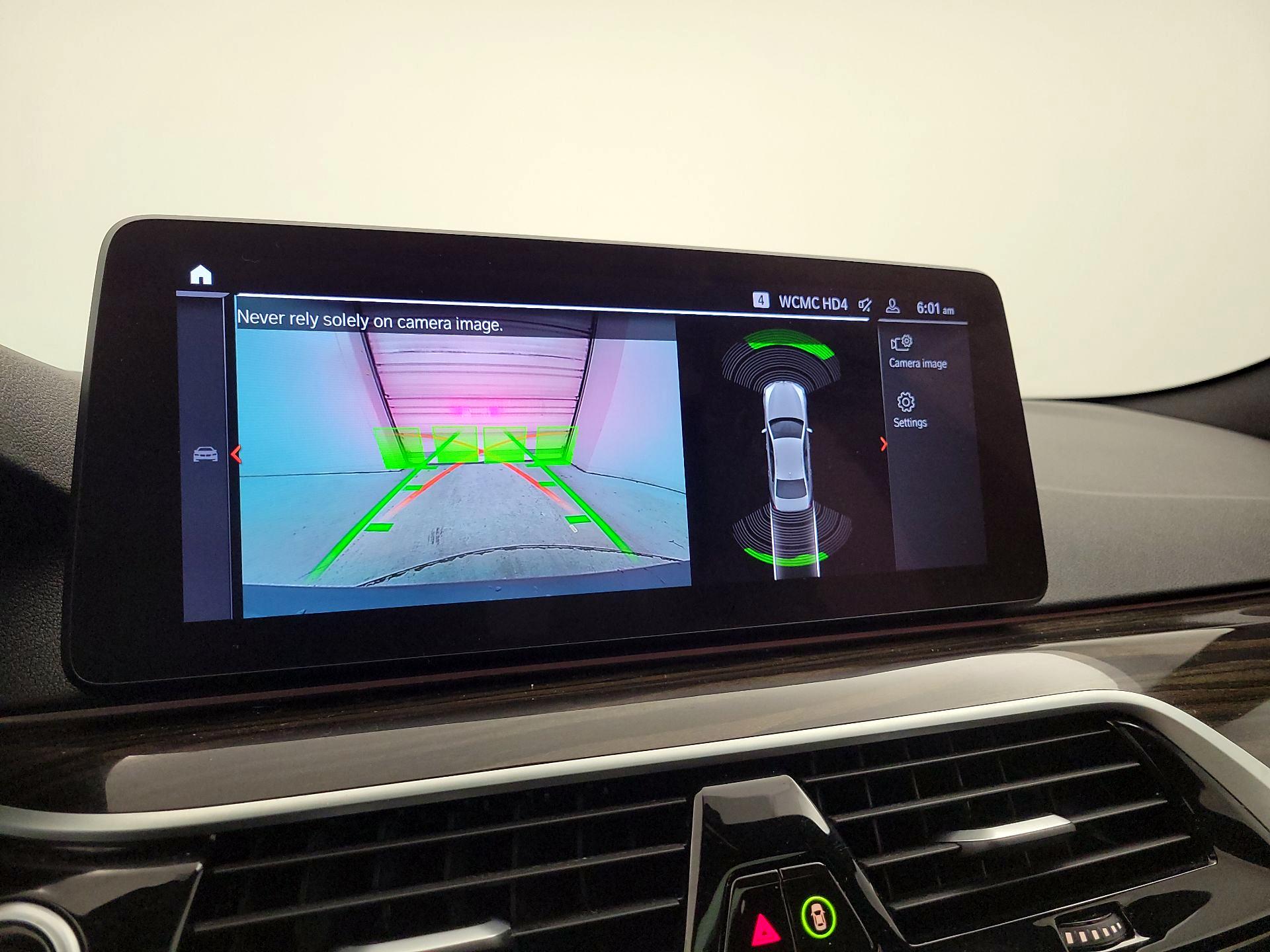 Thumbnail: 2022 BMW 5 Series - 14