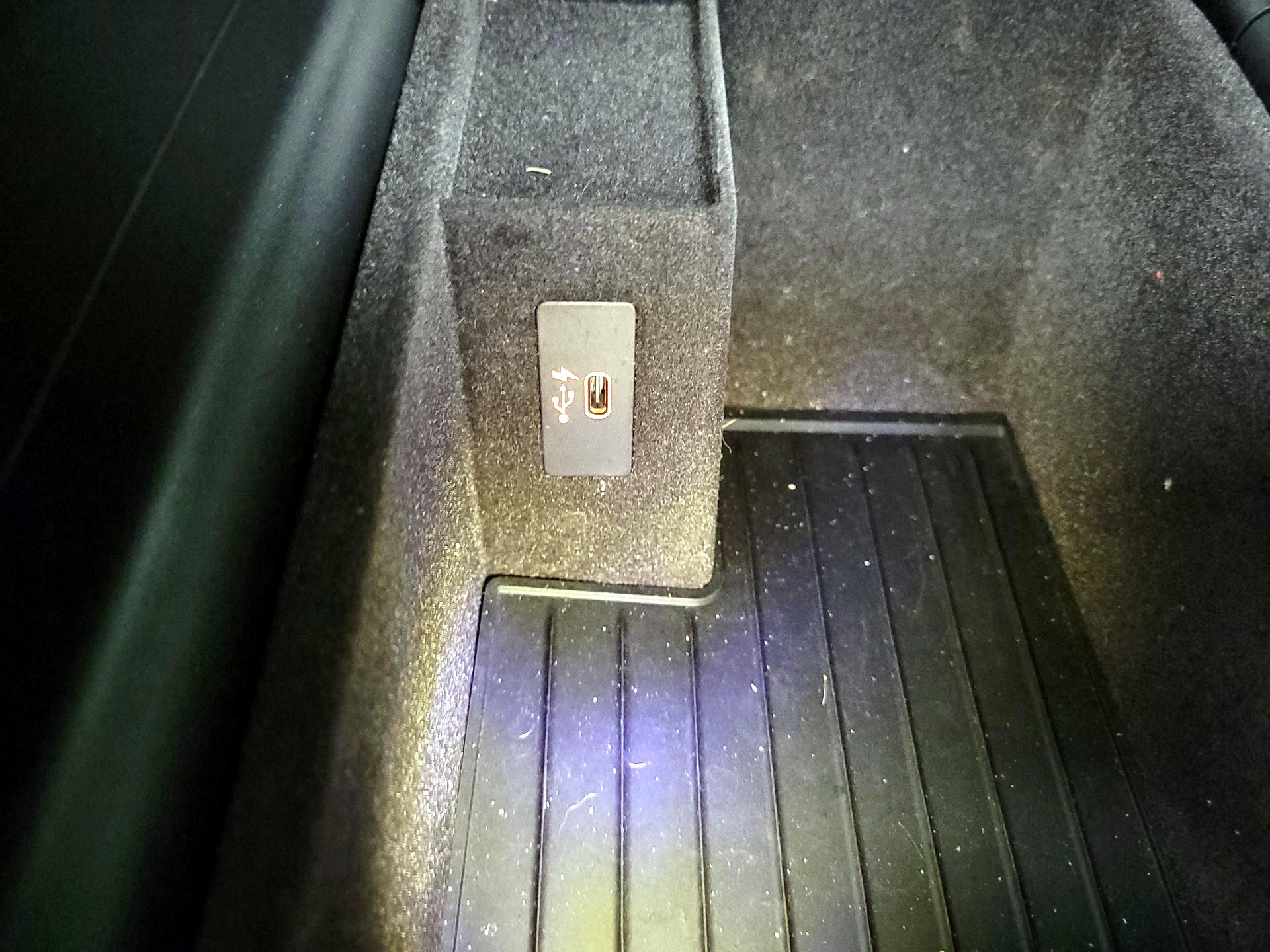 Thumbnail: 2022 BMW 5 Series - 18