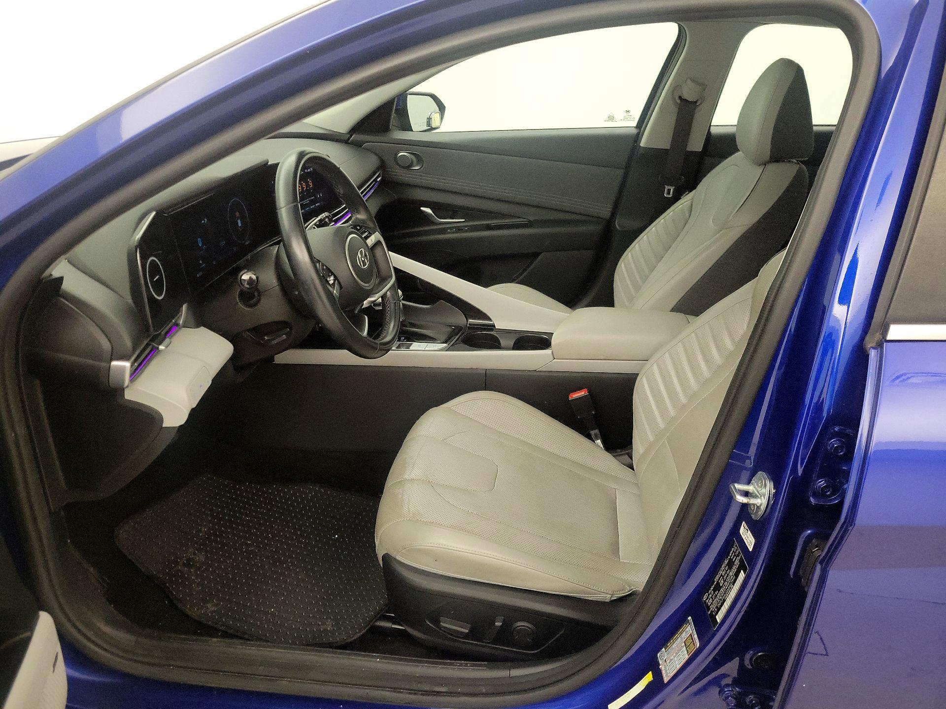 Thumbnail: 2021 Hyundai Elantra - 11