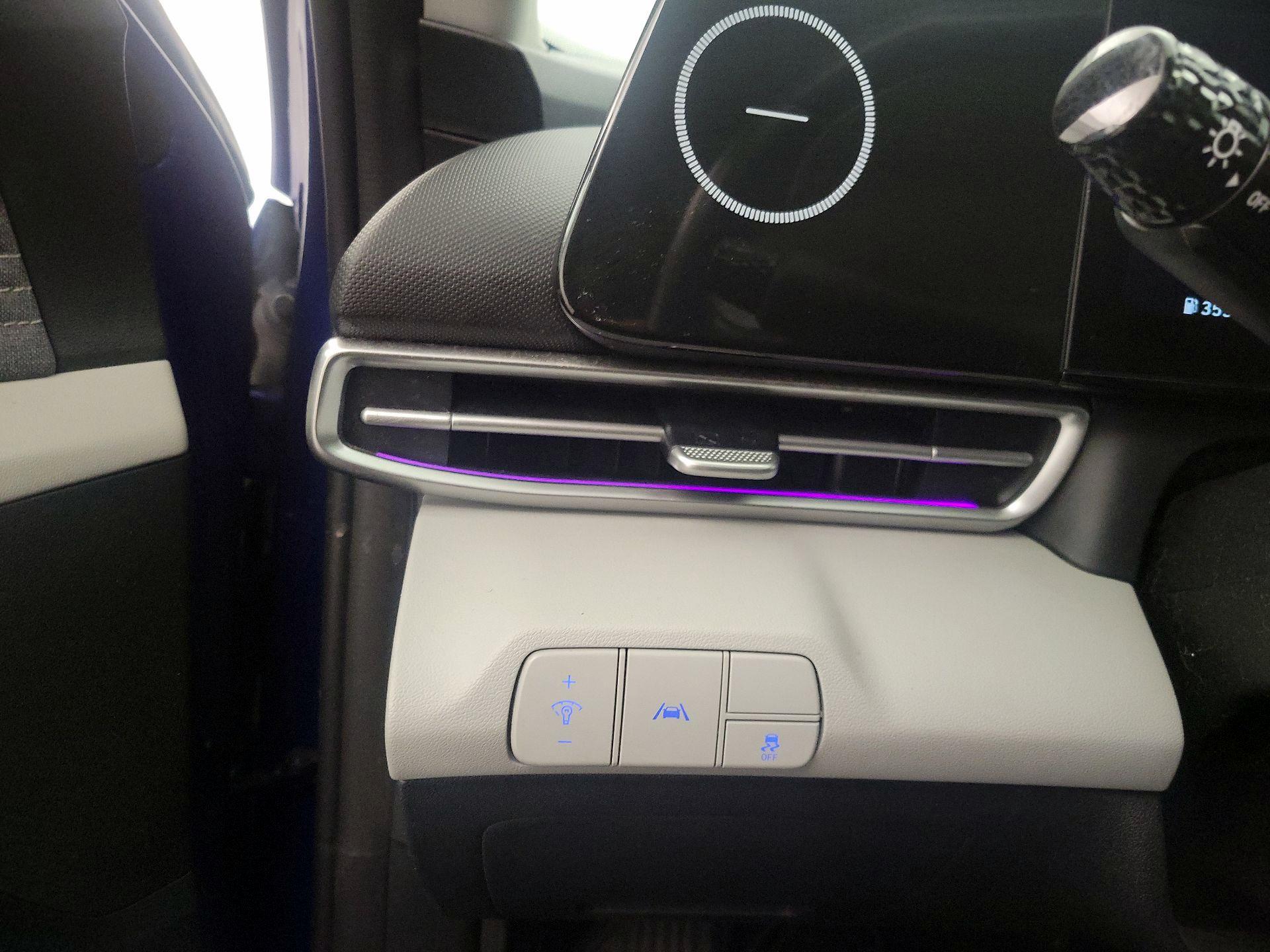 Thumbnail: 2021 Hyundai Elantra - 13