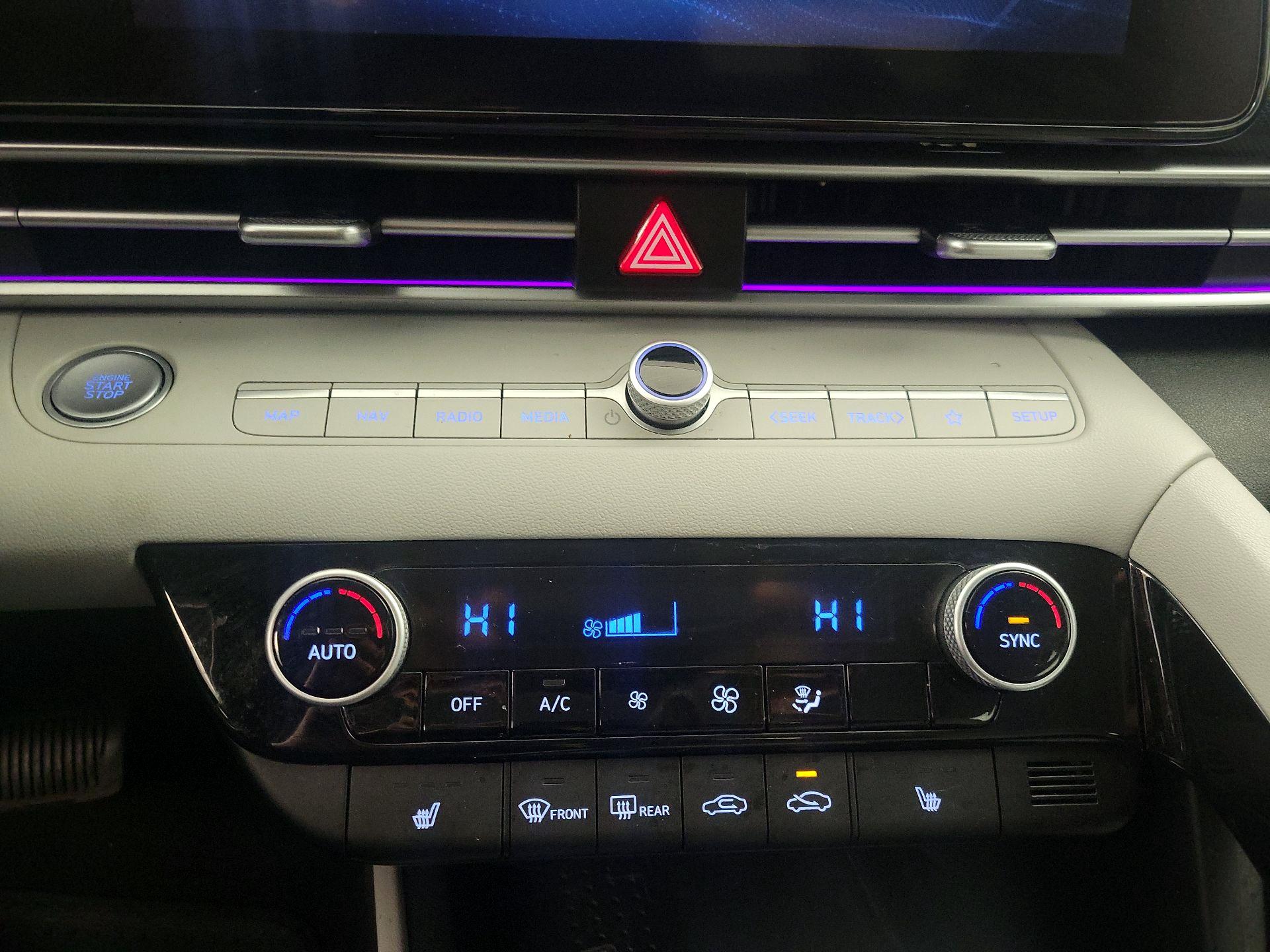 Thumbnail: 2021 Hyundai Elantra - 16