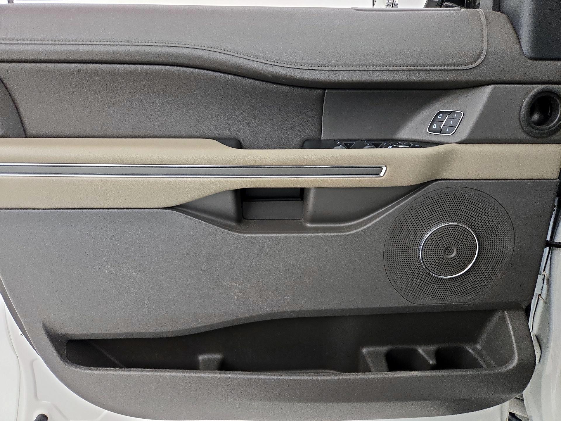 Thumbnail: 2020 Ford Expedition - 12