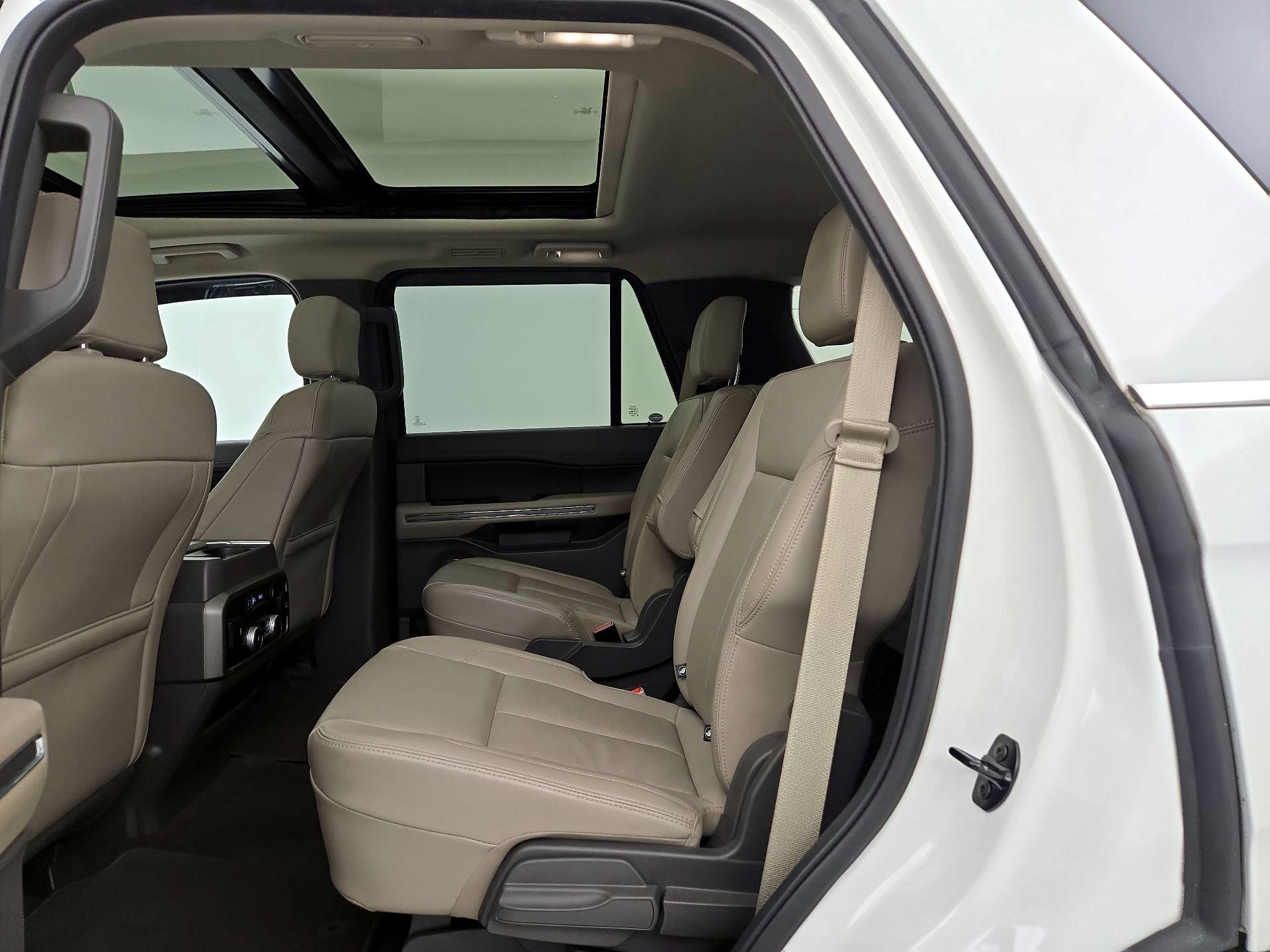 Thumbnail: 2020 Ford Expedition - 20