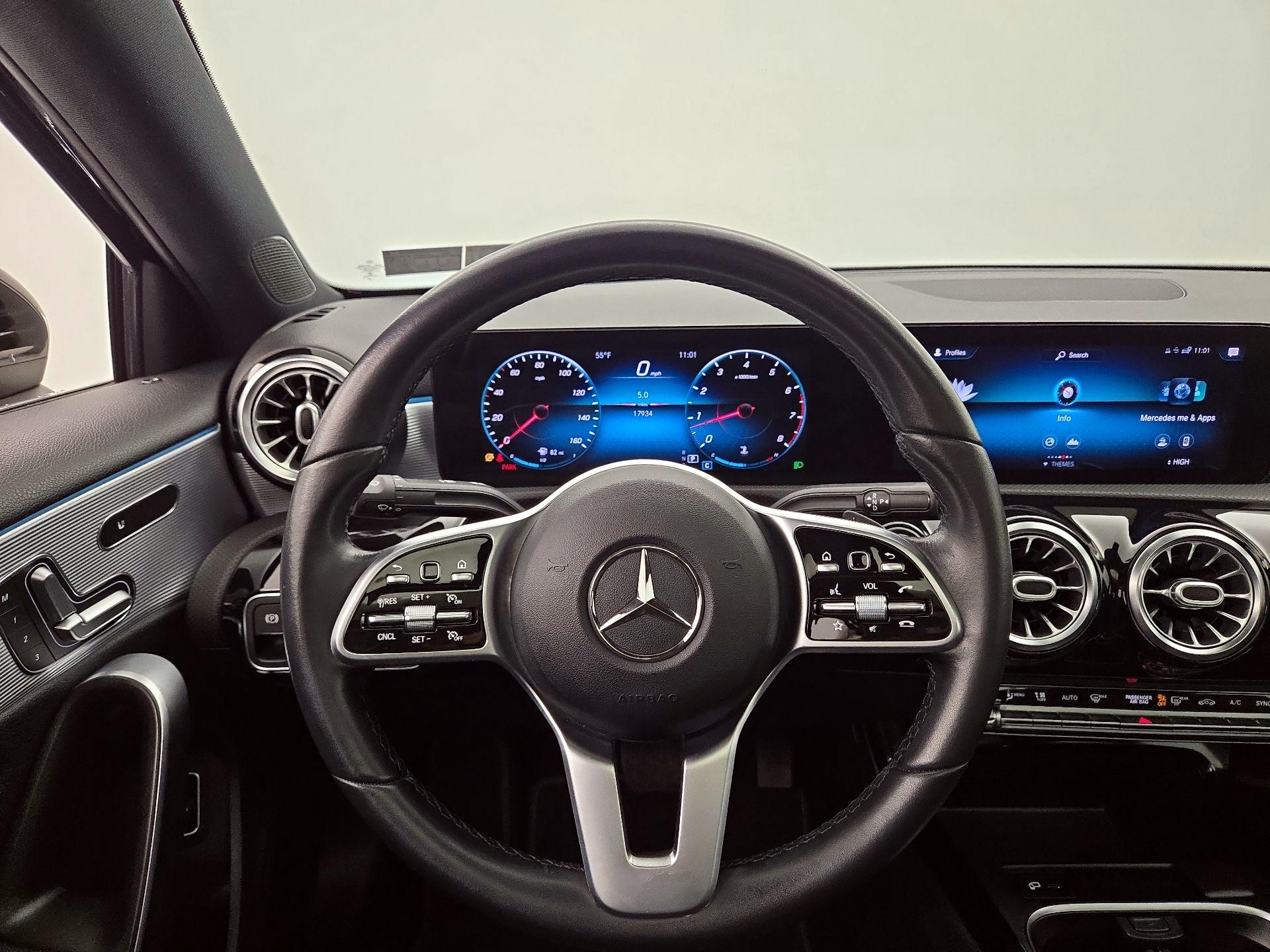 Thumbnail: 2021 Mercedes-Benz A-Class - 10