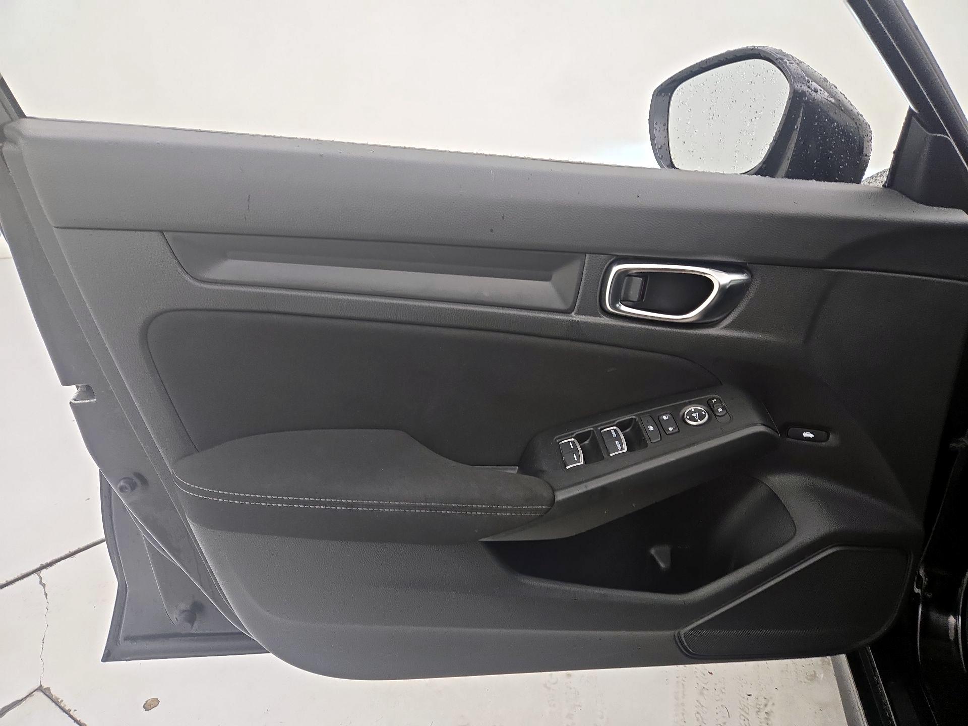 Thumbnail: 2024 Honda Civic - 12