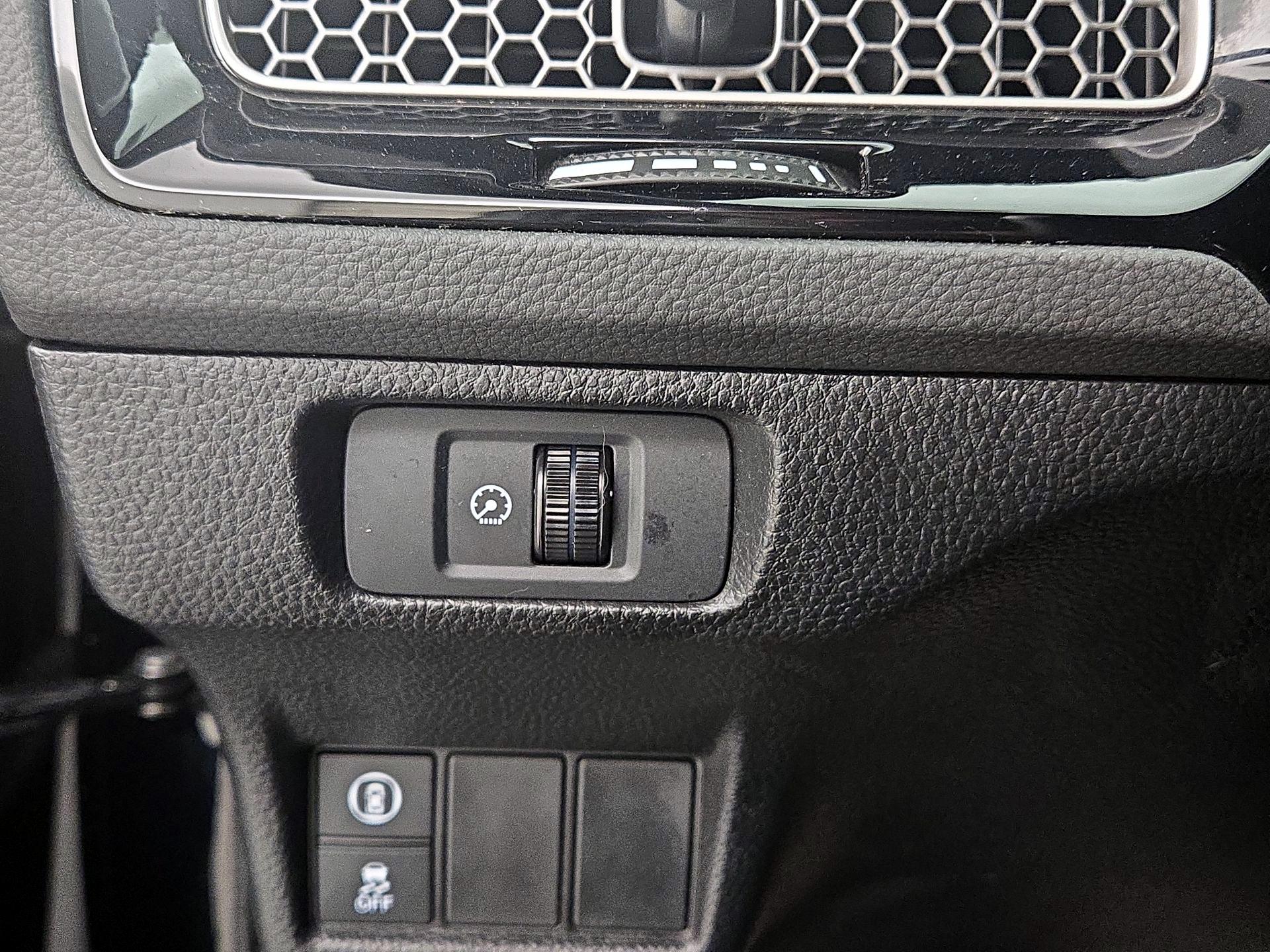 Thumbnail: 2024 Honda Civic - 13