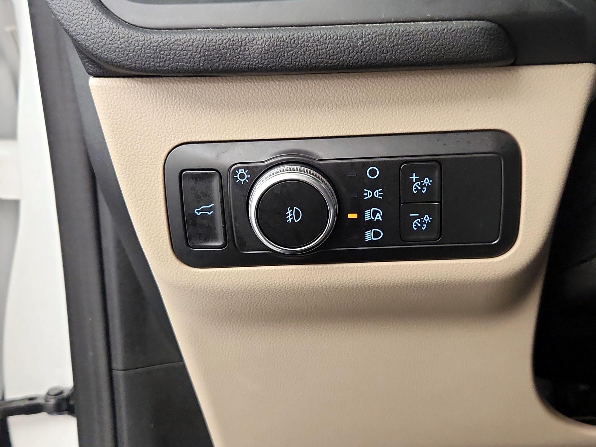 Thumbnail: 2022 Ford Escape - 13