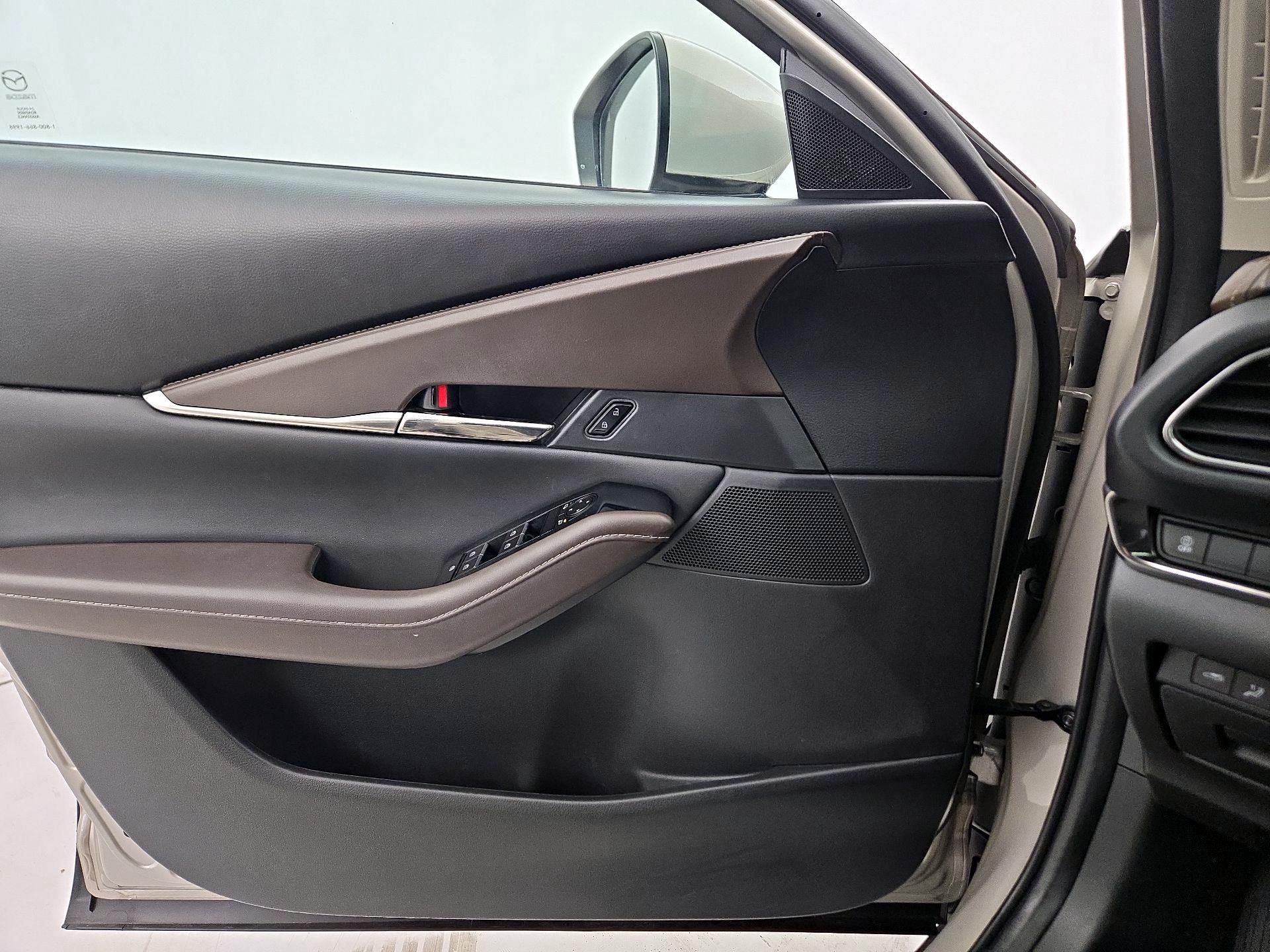 Thumbnail: 2022 Mazda CX-30 - 12