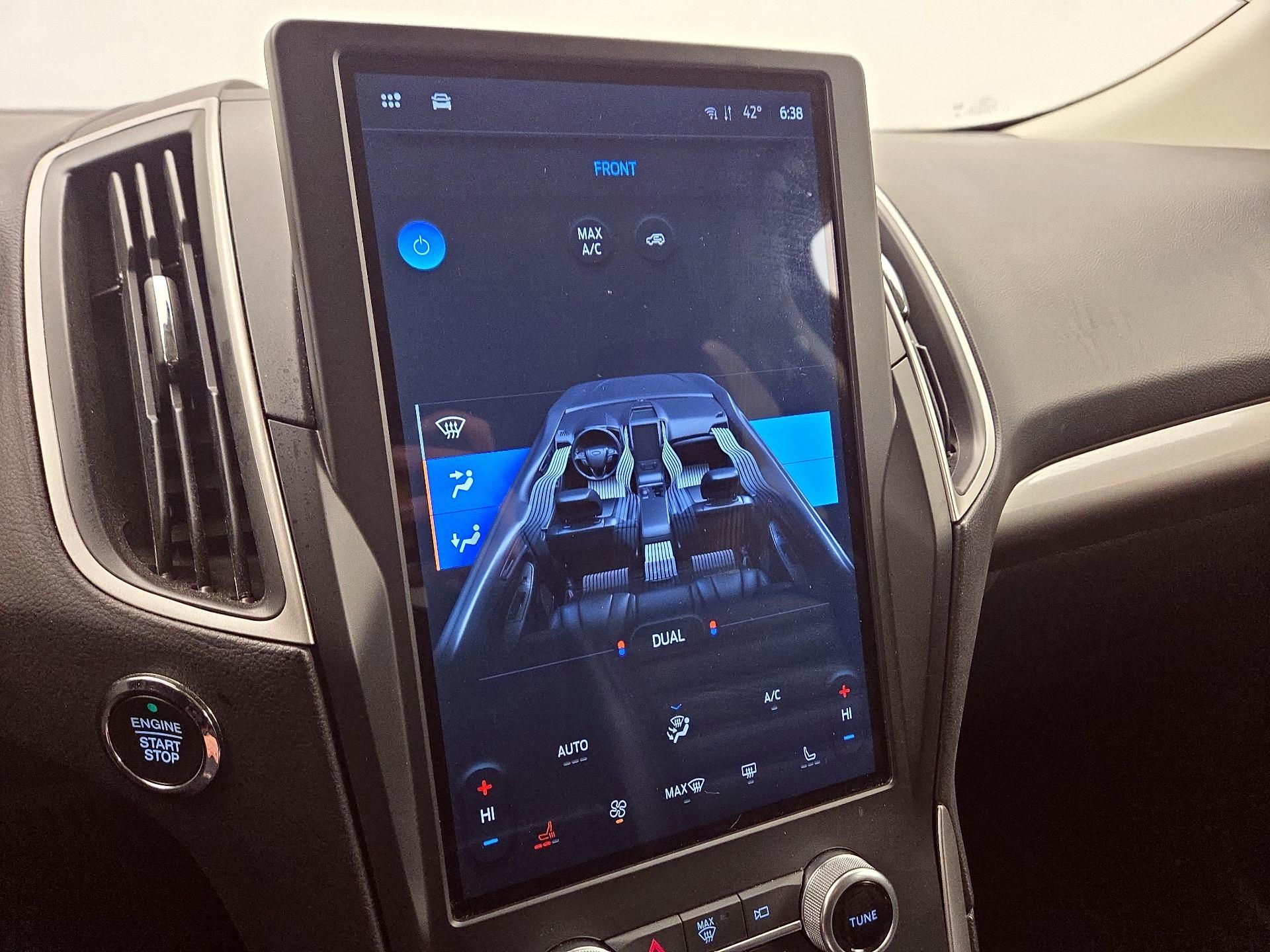 Thumbnail: 2024 Ford Edge - 16