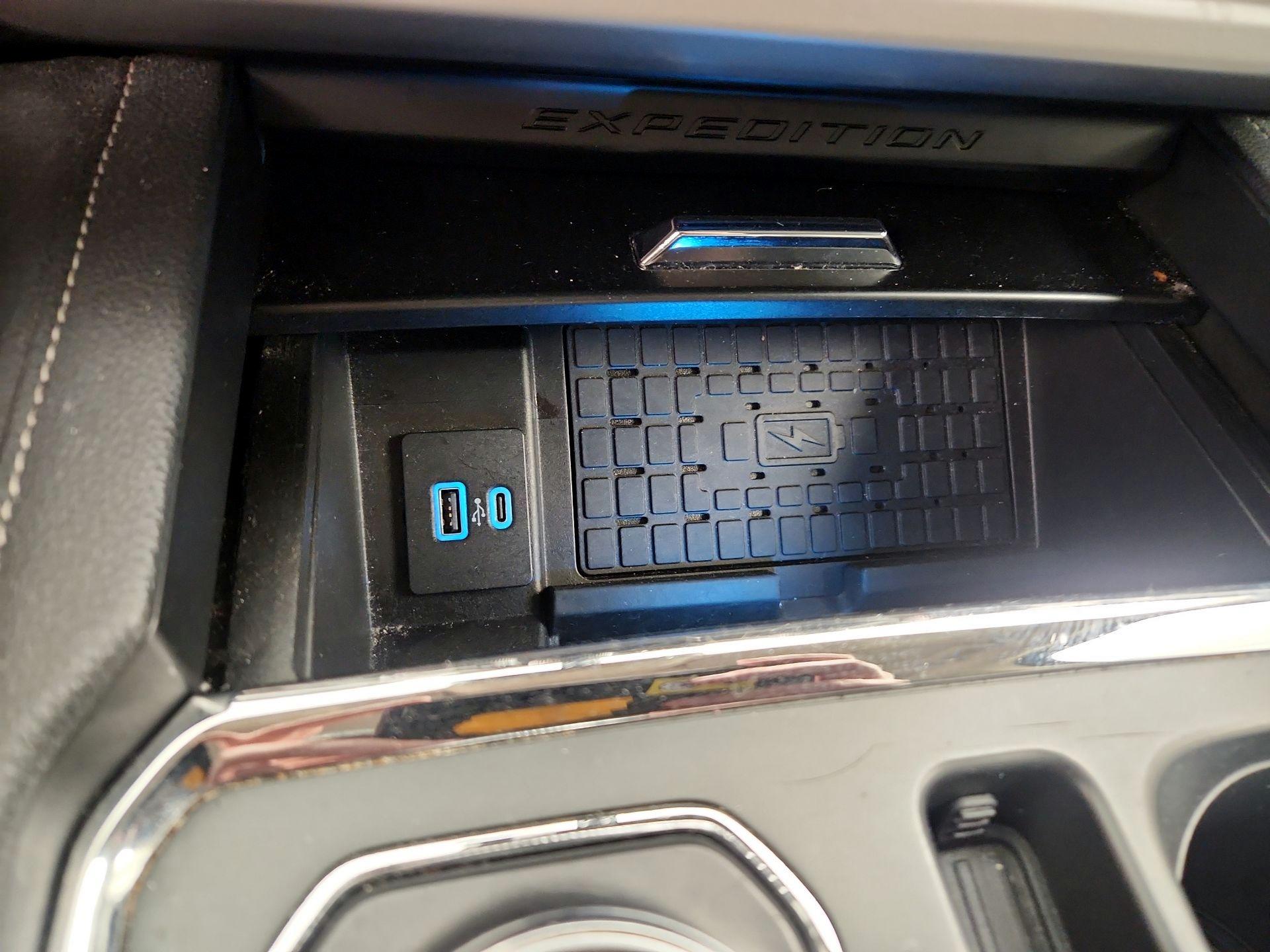 Thumbnail: 2024 Ford Expedition MAX - 18