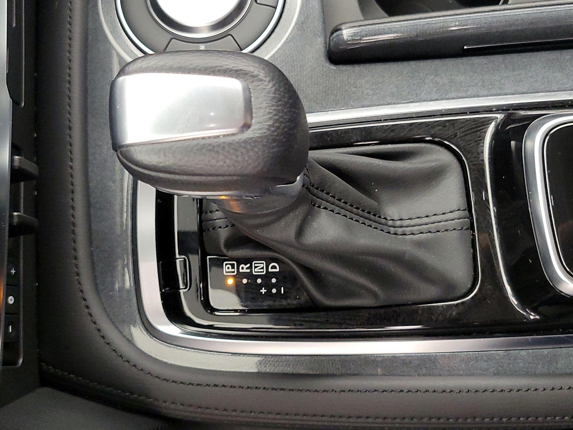 Thumbnail: 2024 Nissan Armada - 18