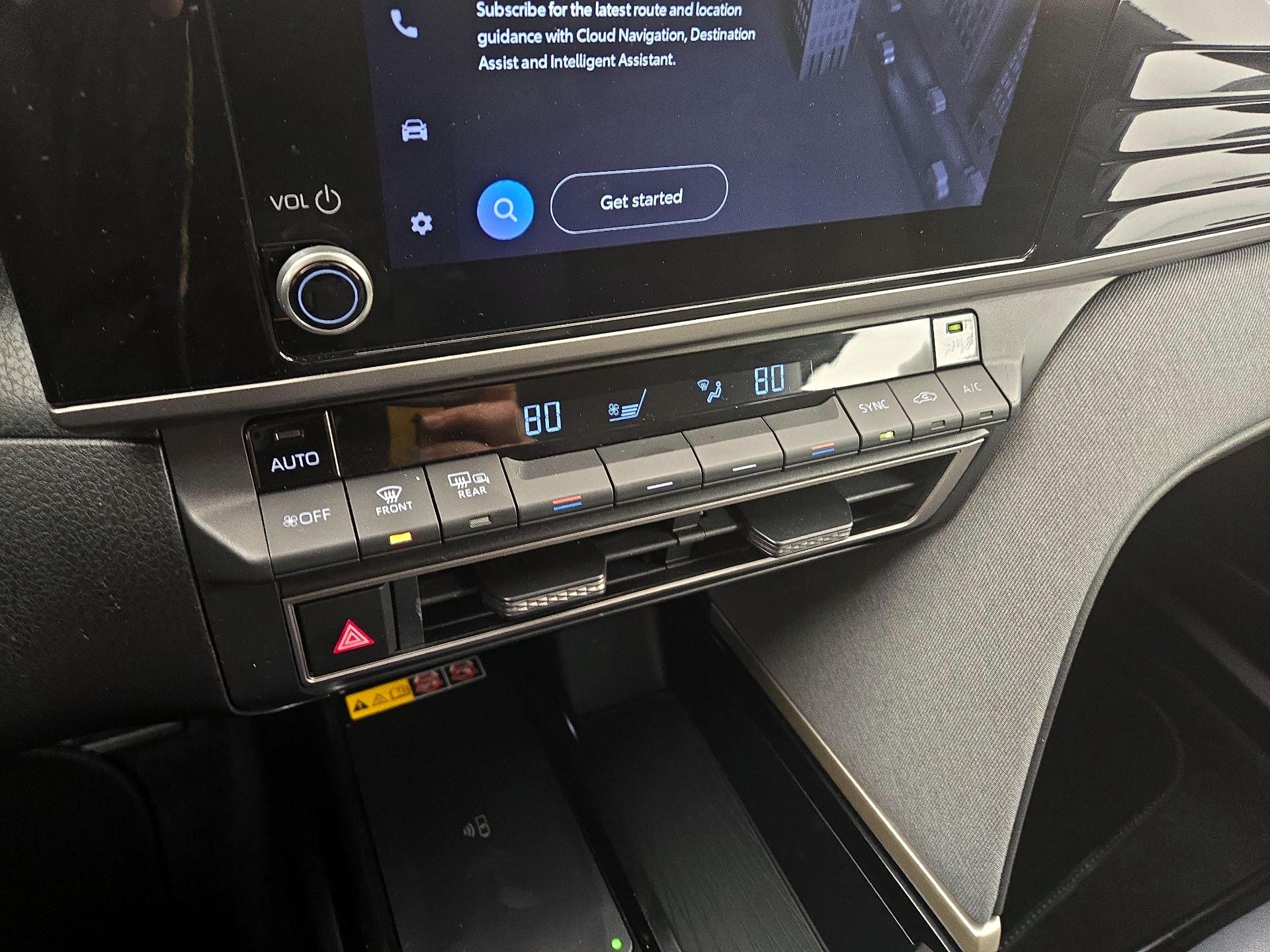 Thumbnail: 2025 Toyota Camry - 16