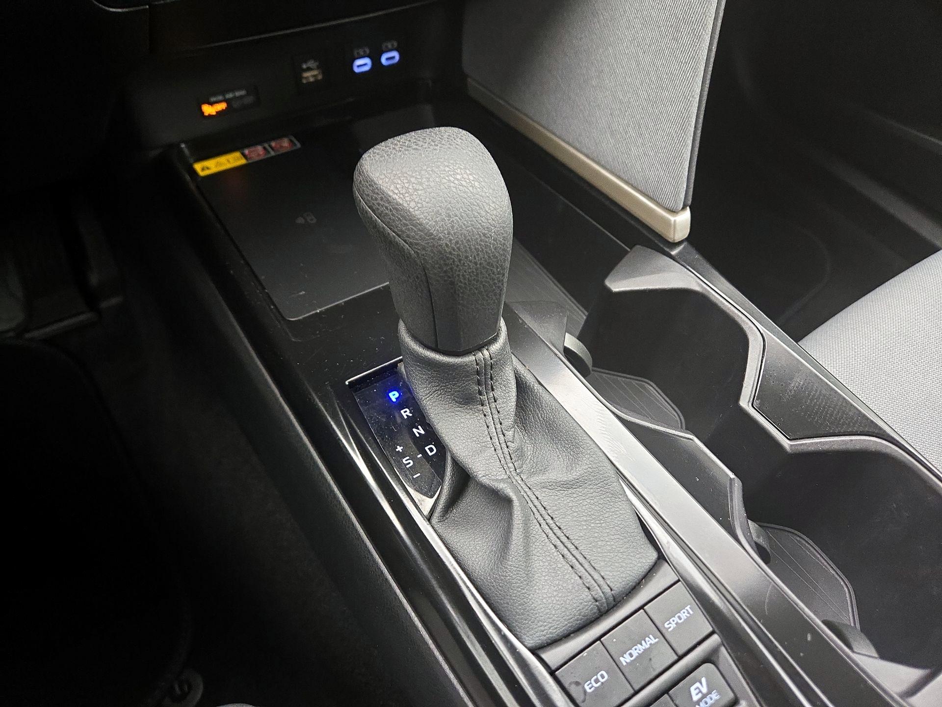 Thumbnail: 2025 Toyota Camry - 17