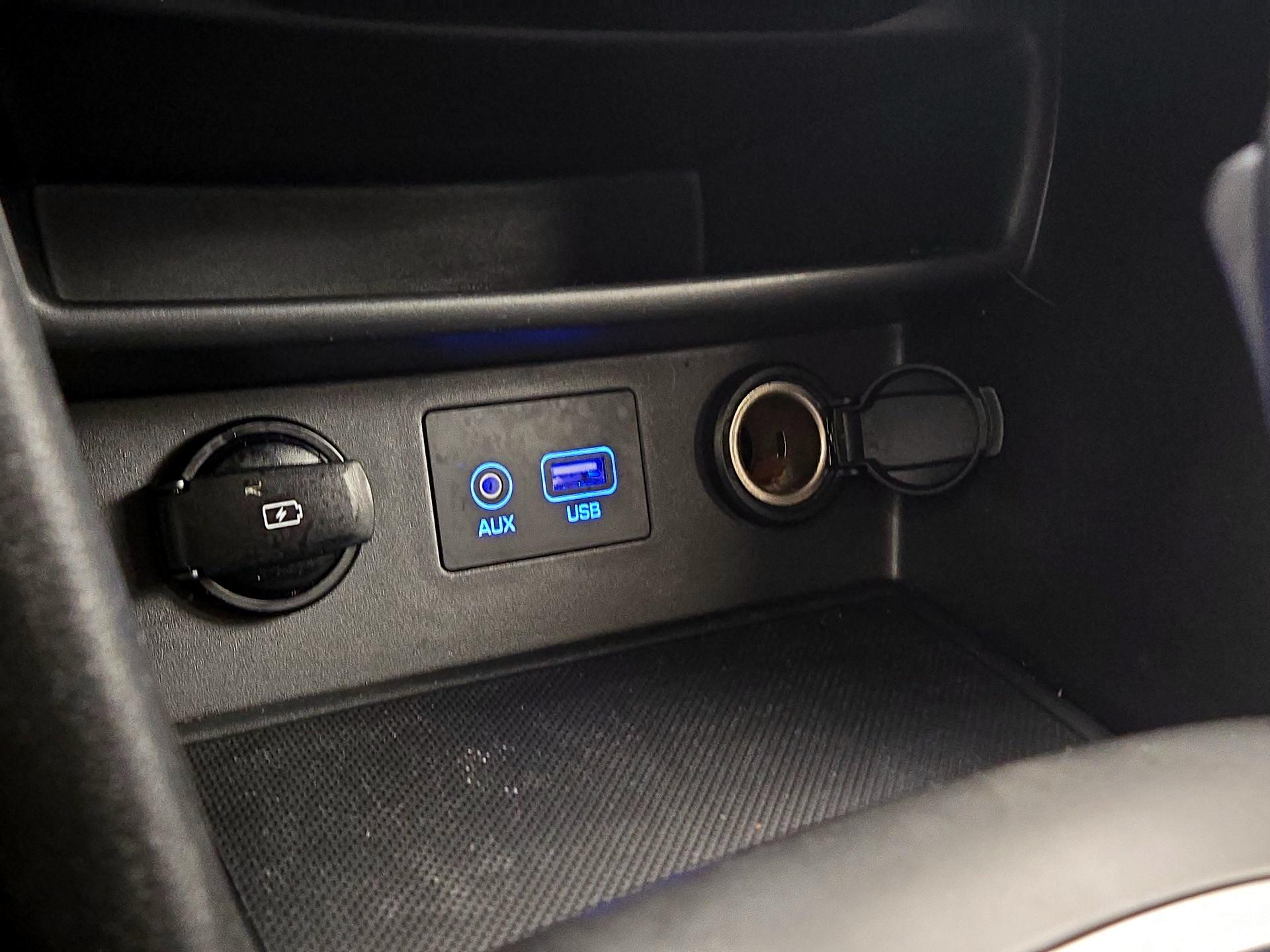 Thumbnail: 2021 Hyundai Kona - 18