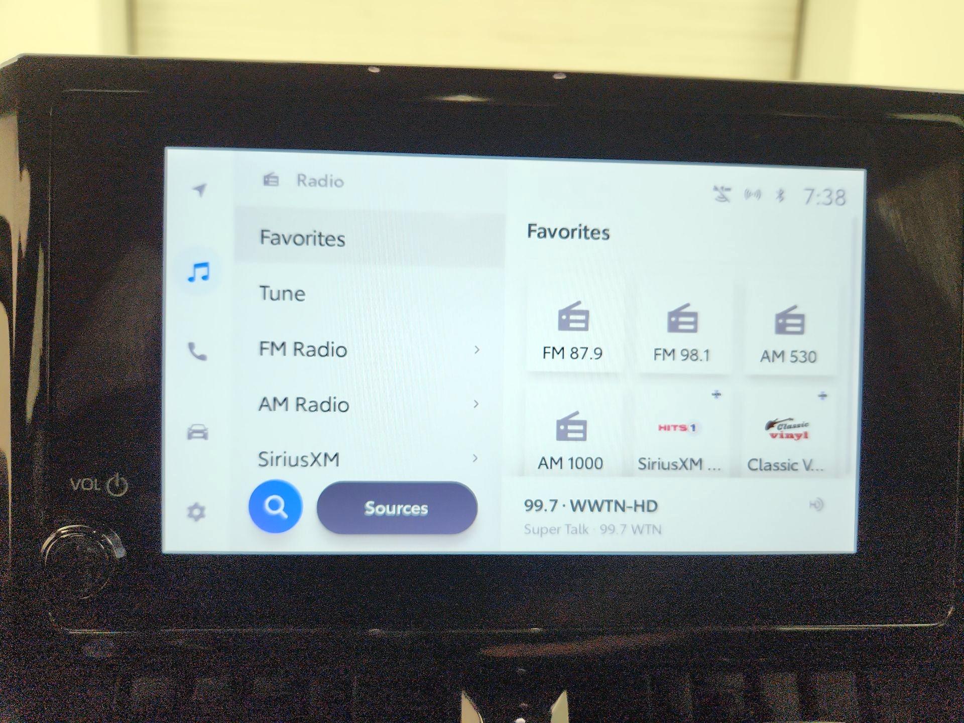 Thumbnail: 2023 Toyota Corolla - 15