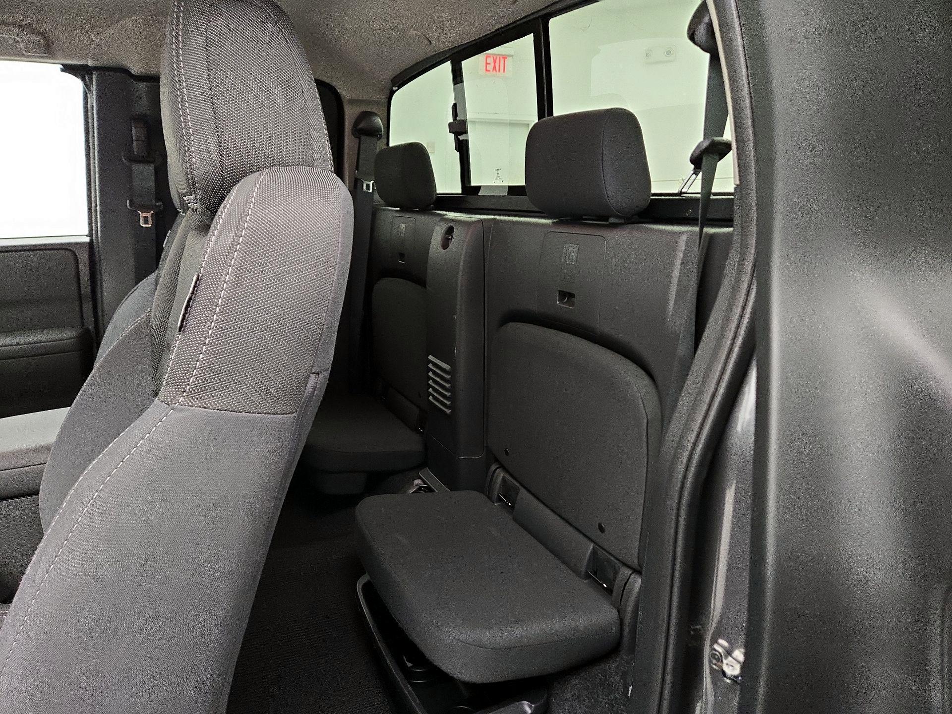 Thumbnail: 2024 Nissan Frontier - 19