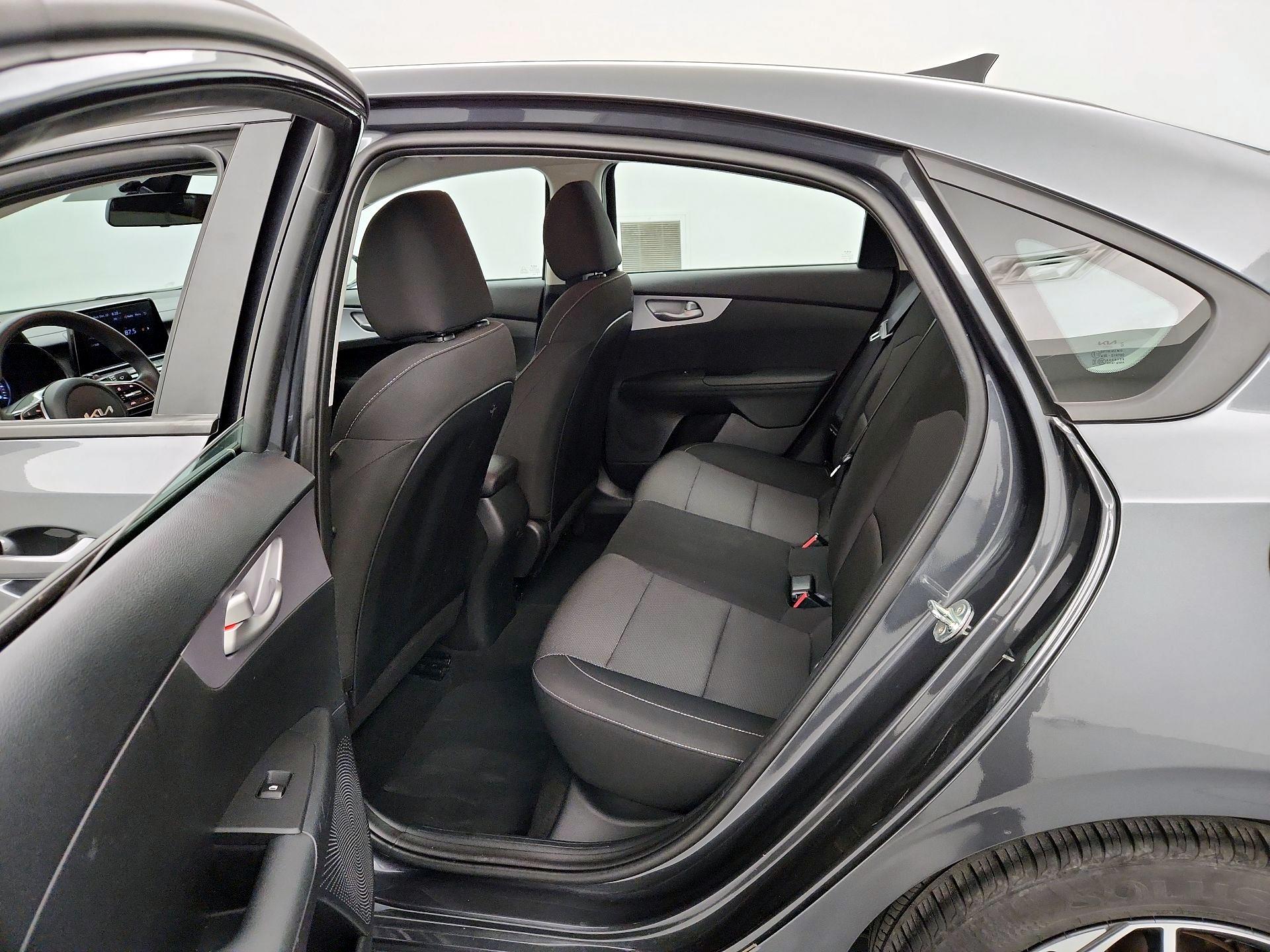 Thumbnail: 2024 Kia Forte - 19