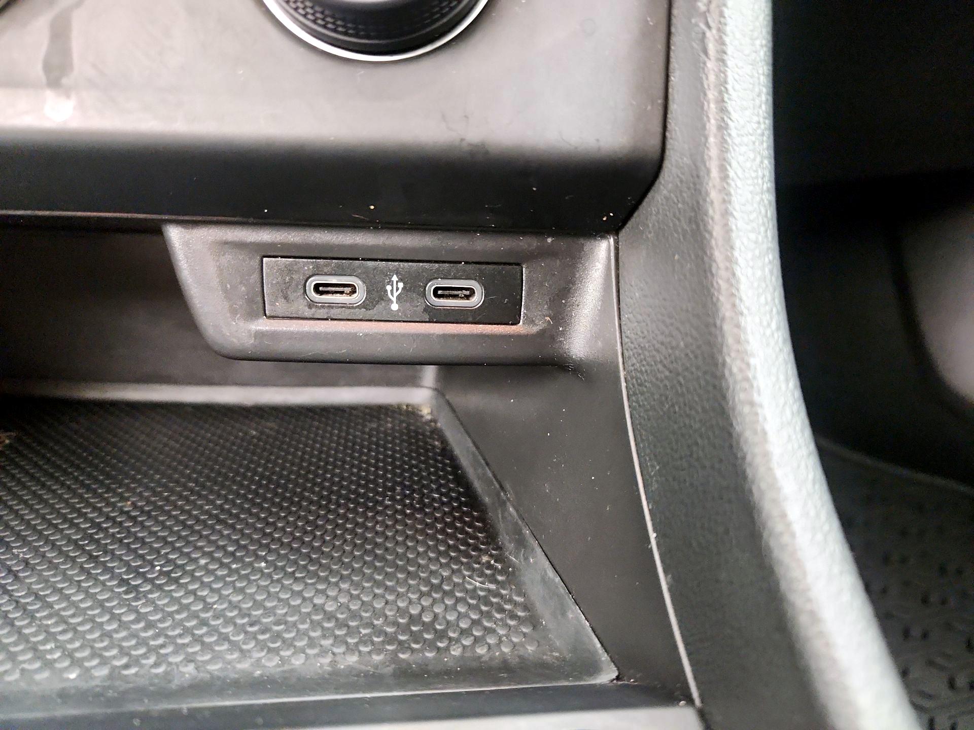 Thumbnail: 2020 Volkswagen Jetta - 18