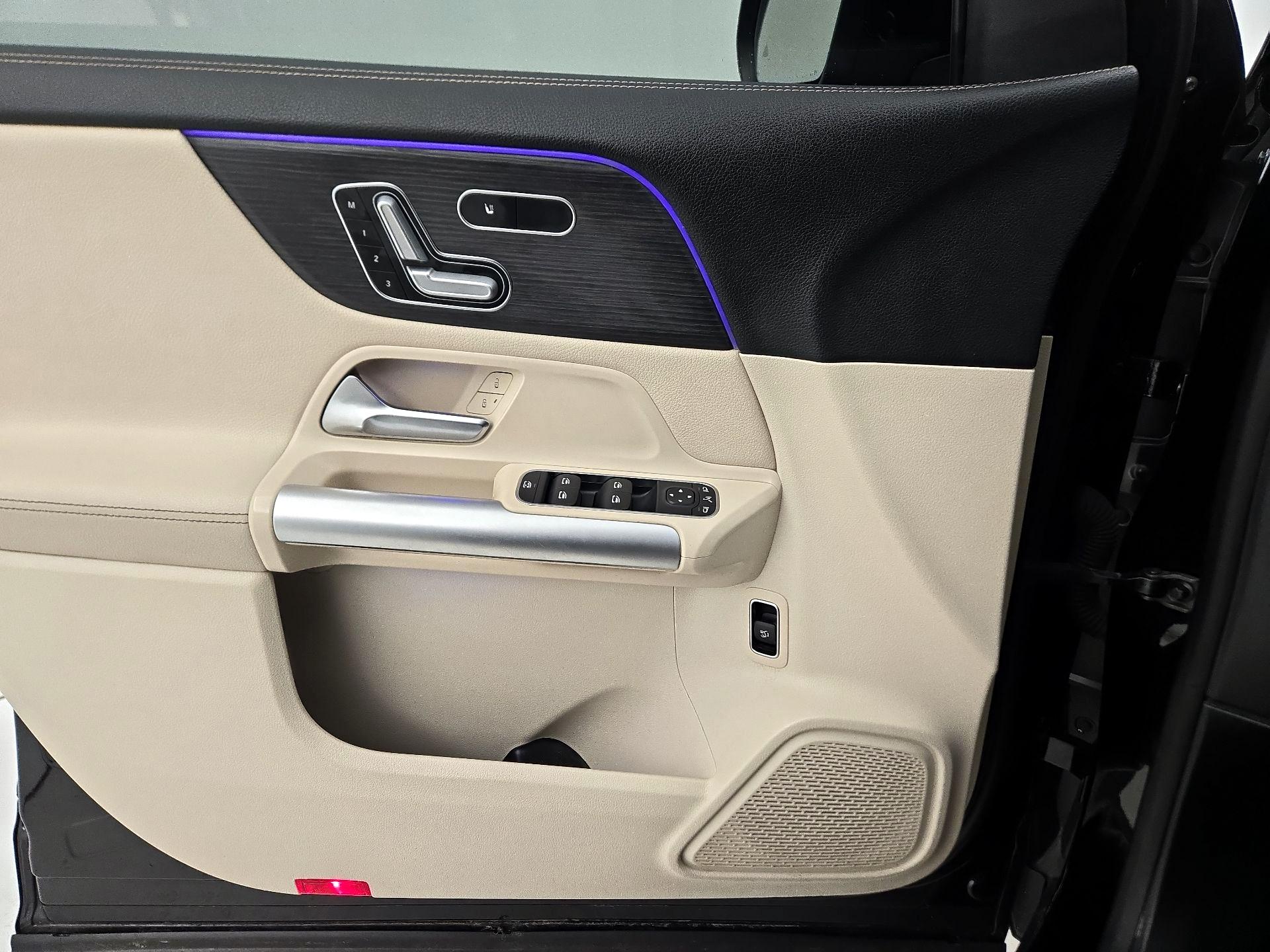 Thumbnail: 2023 Mercedes-Benz GLA - 12