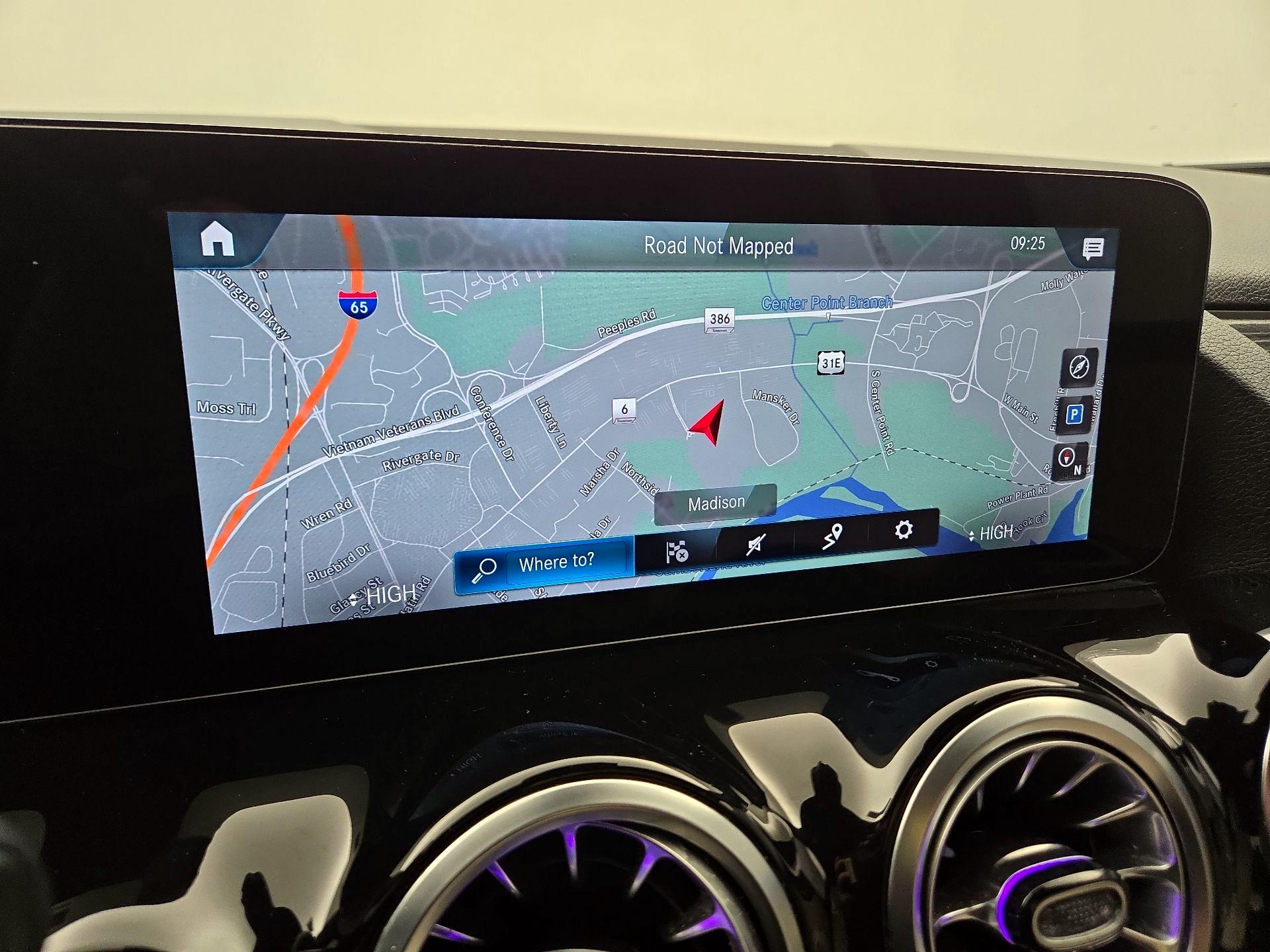 Thumbnail: 2023 Mercedes-Benz GLA - 14