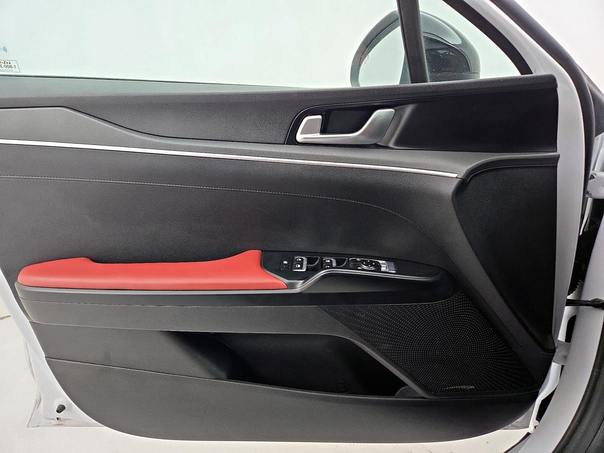 Thumbnail: 2023 Kia K5 - 12