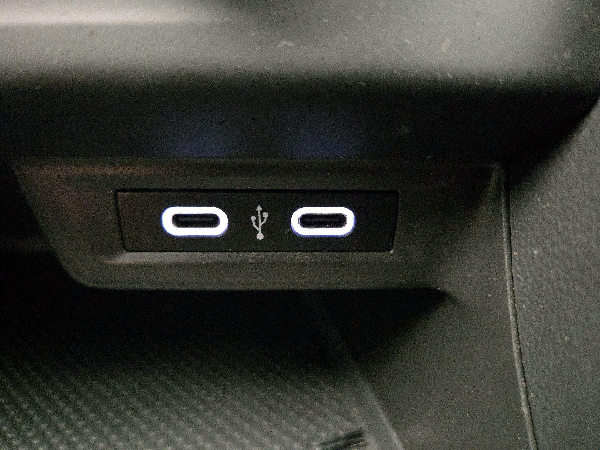 Thumbnail: 2022 Volkswagen Jetta - 18