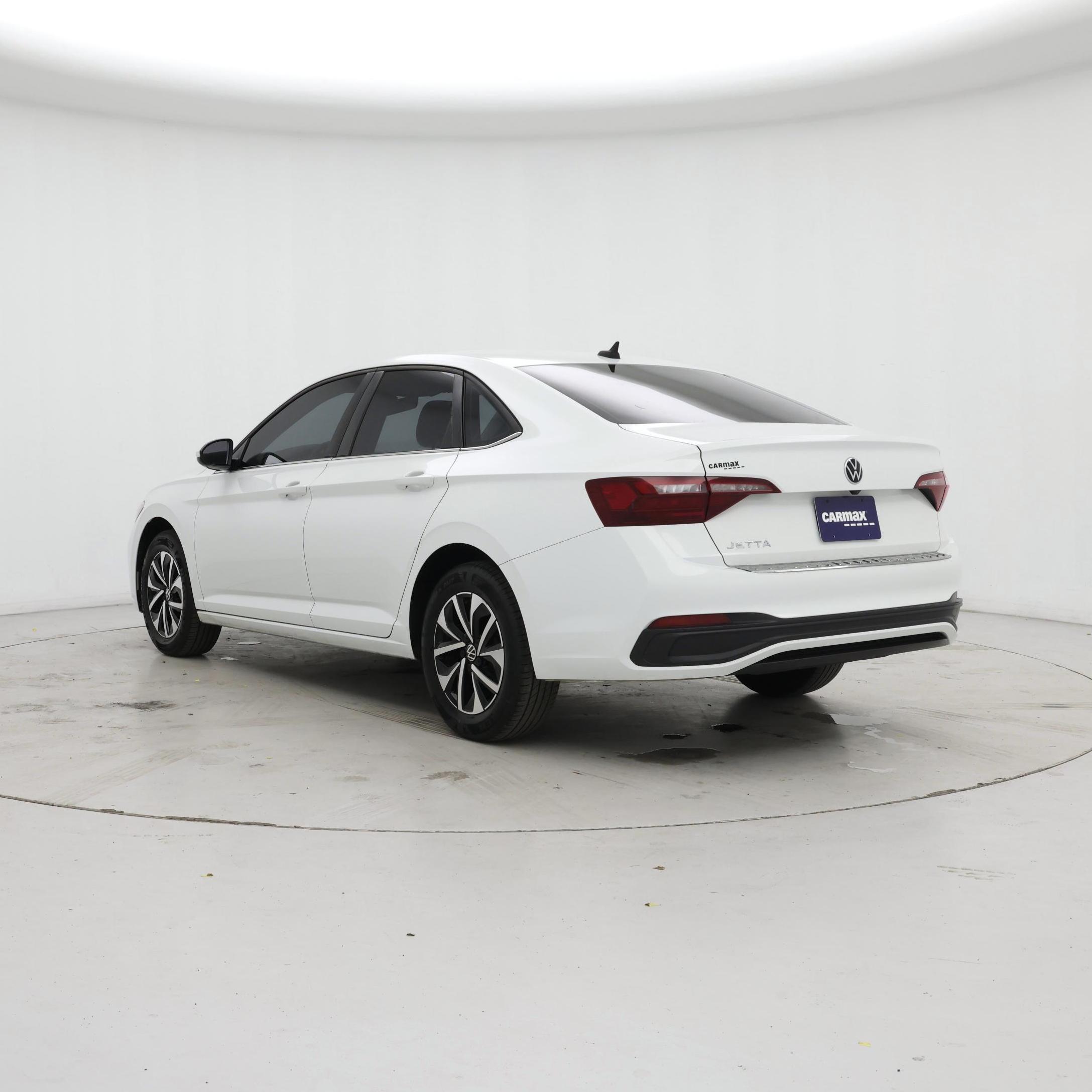 Thumbnail: 2022 Volkswagen Jetta - 2