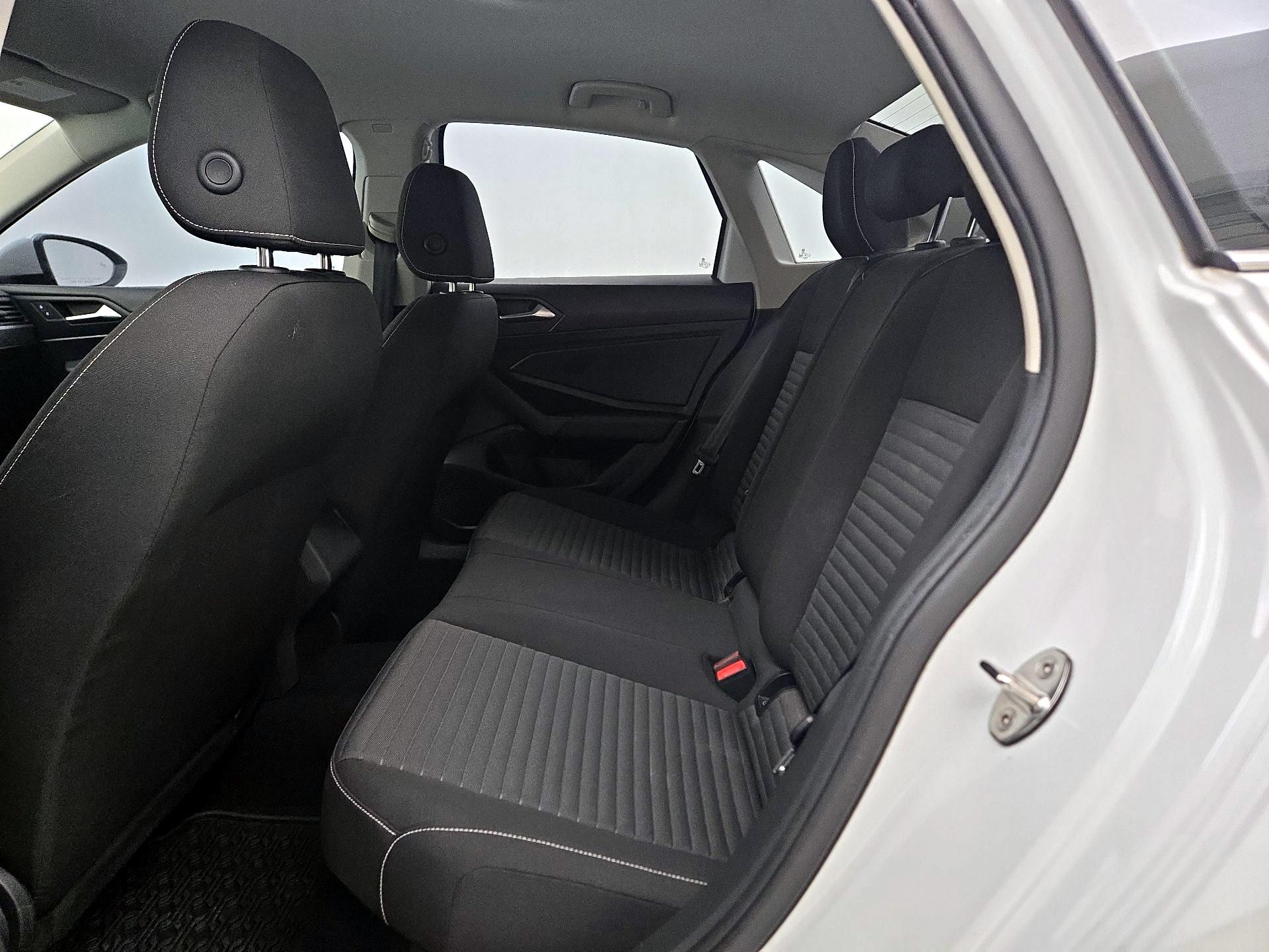 Thumbnail: 2022 Volkswagen Jetta - 19