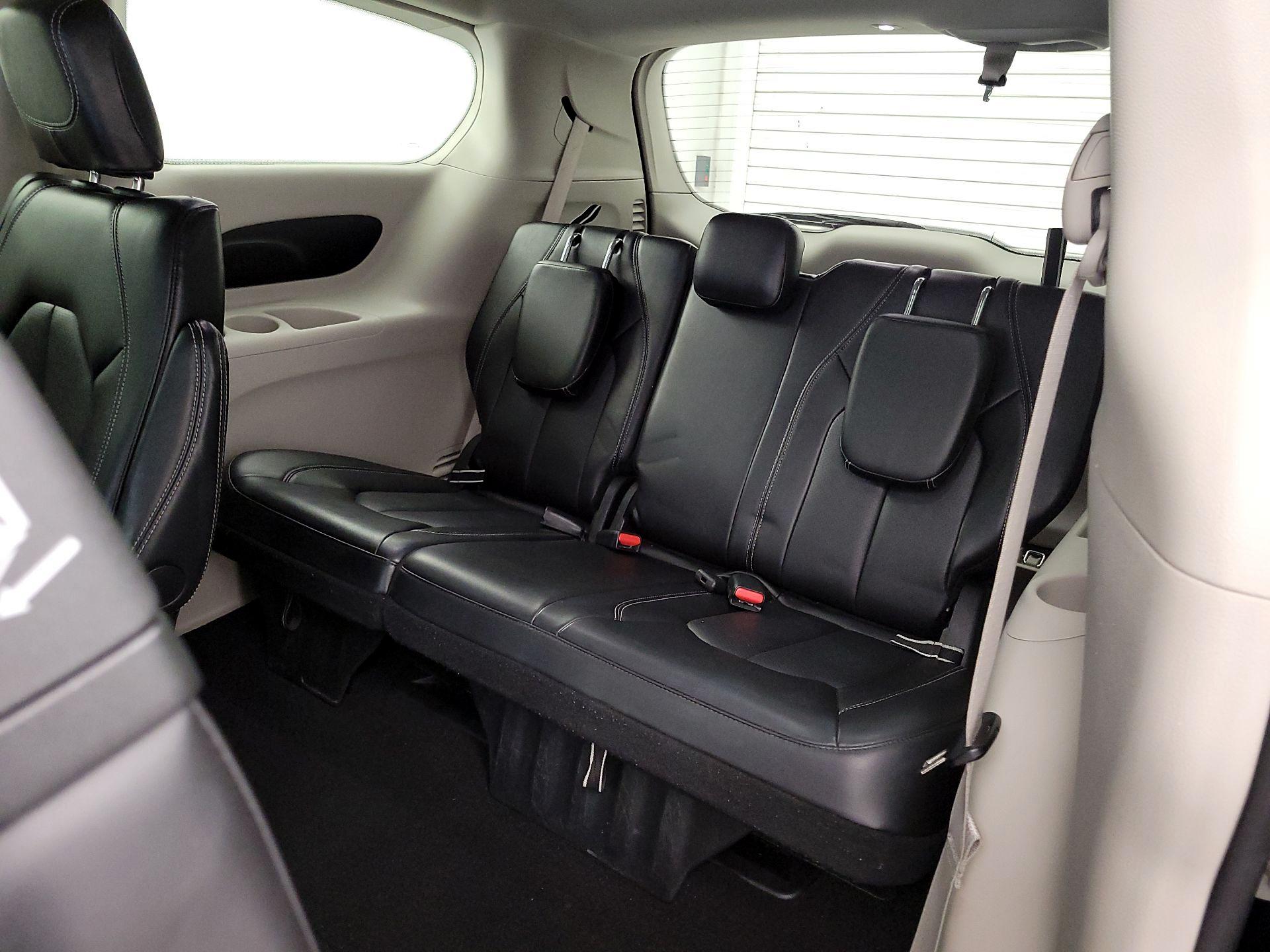 Thumbnail: 2024 Chrysler Pacifica - 20