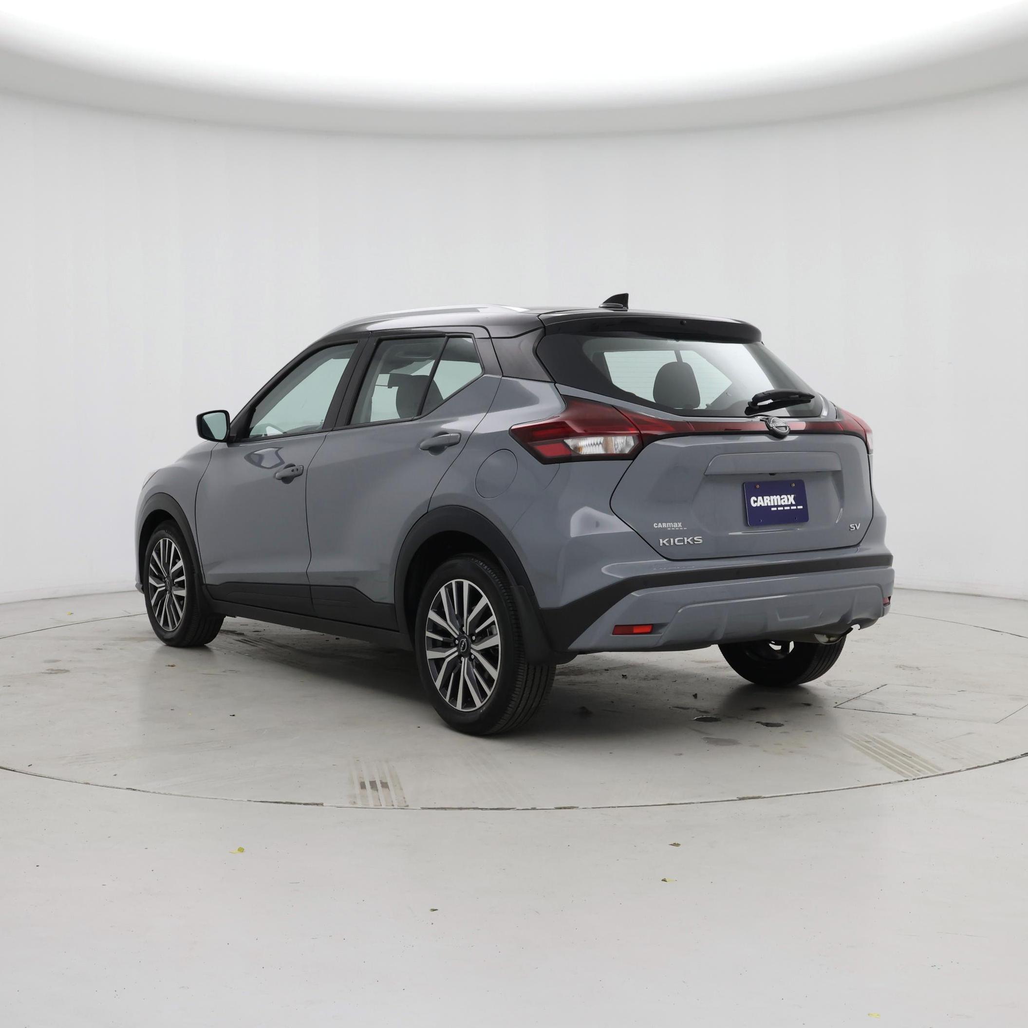 Thumbnail: 2023 Nissan Kicks - 2