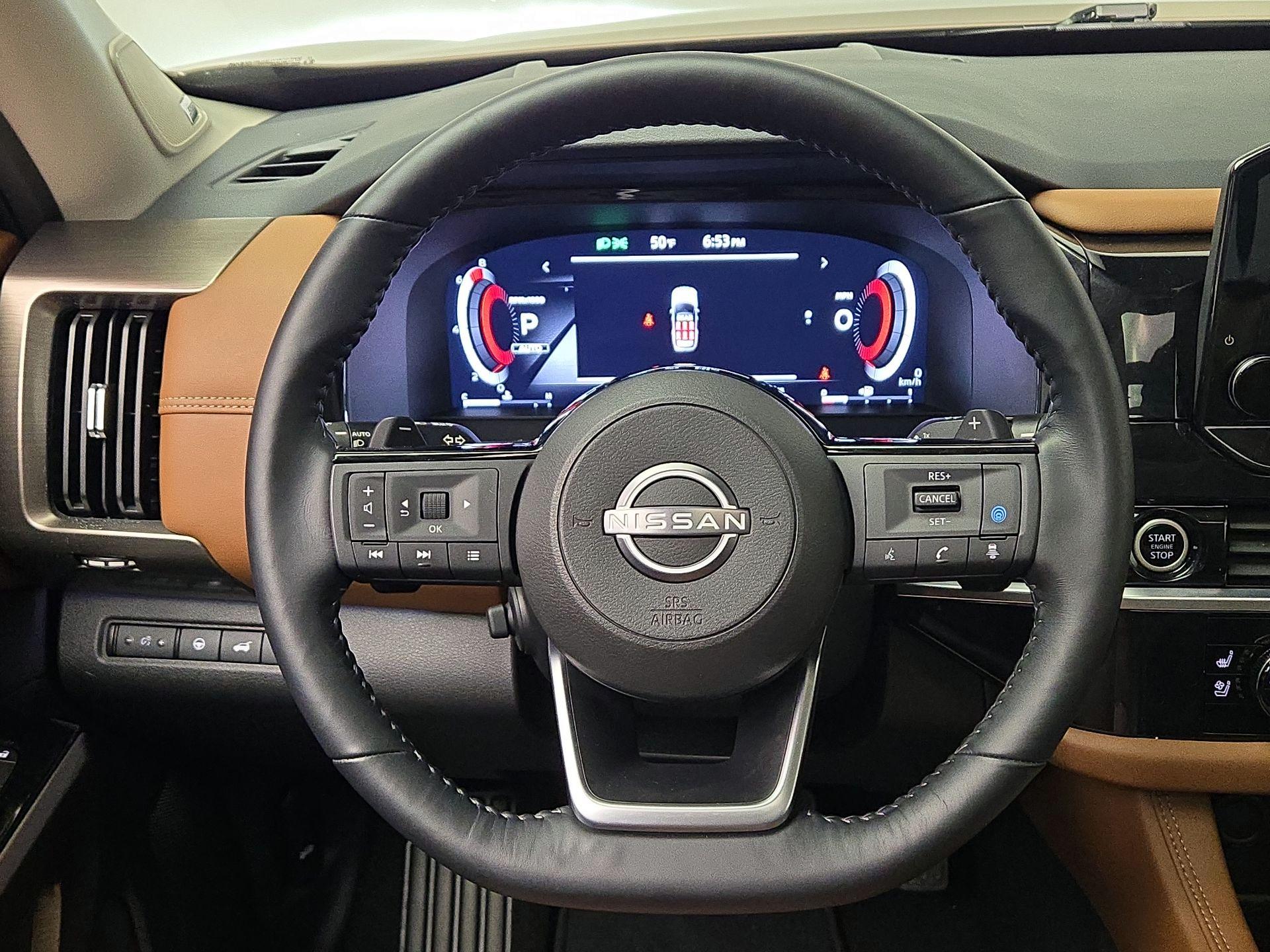 Thumbnail: 2024 Nissan Pathfinder - 10