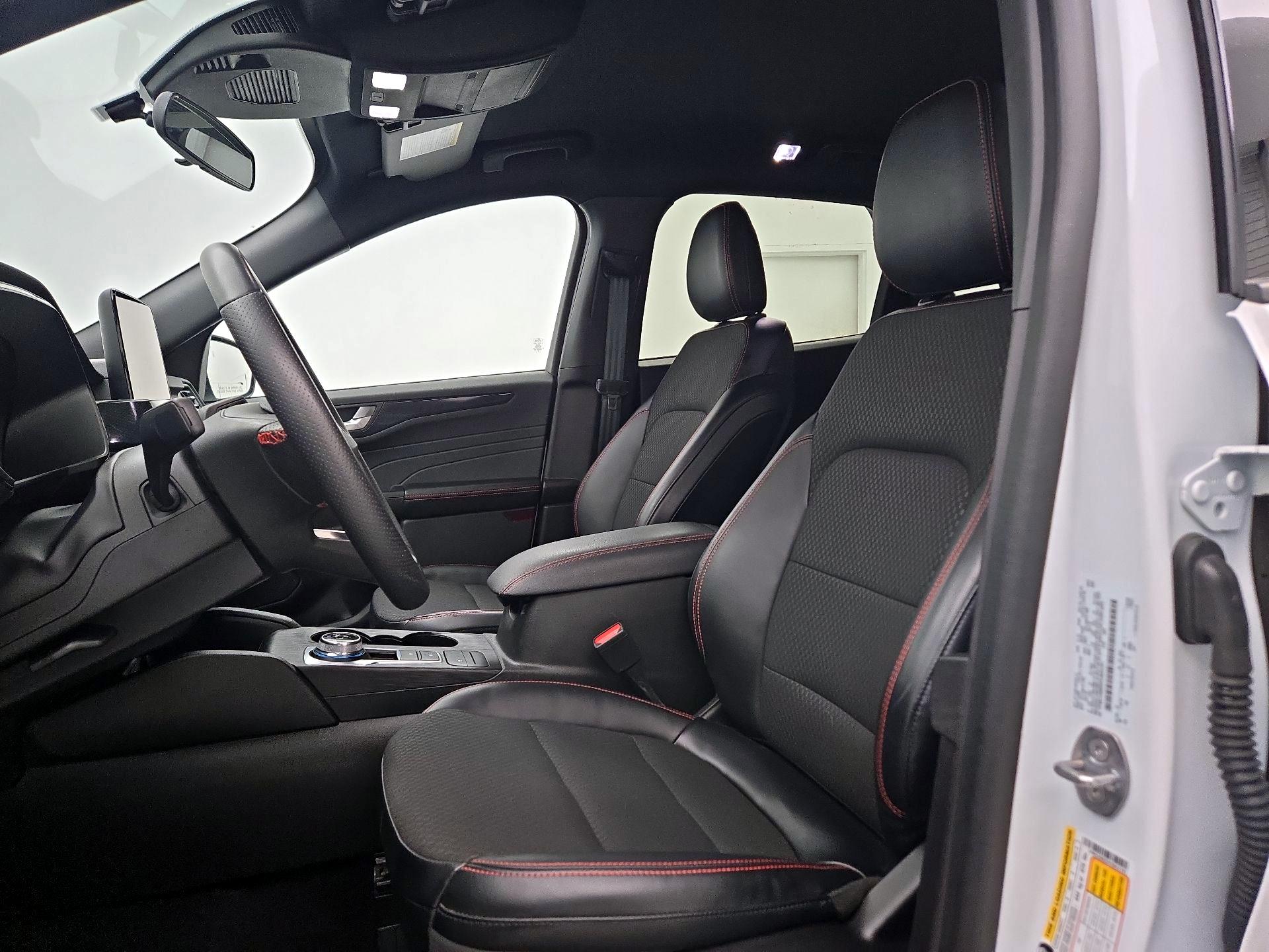 Thumbnail: 2023 Ford Escape - 11