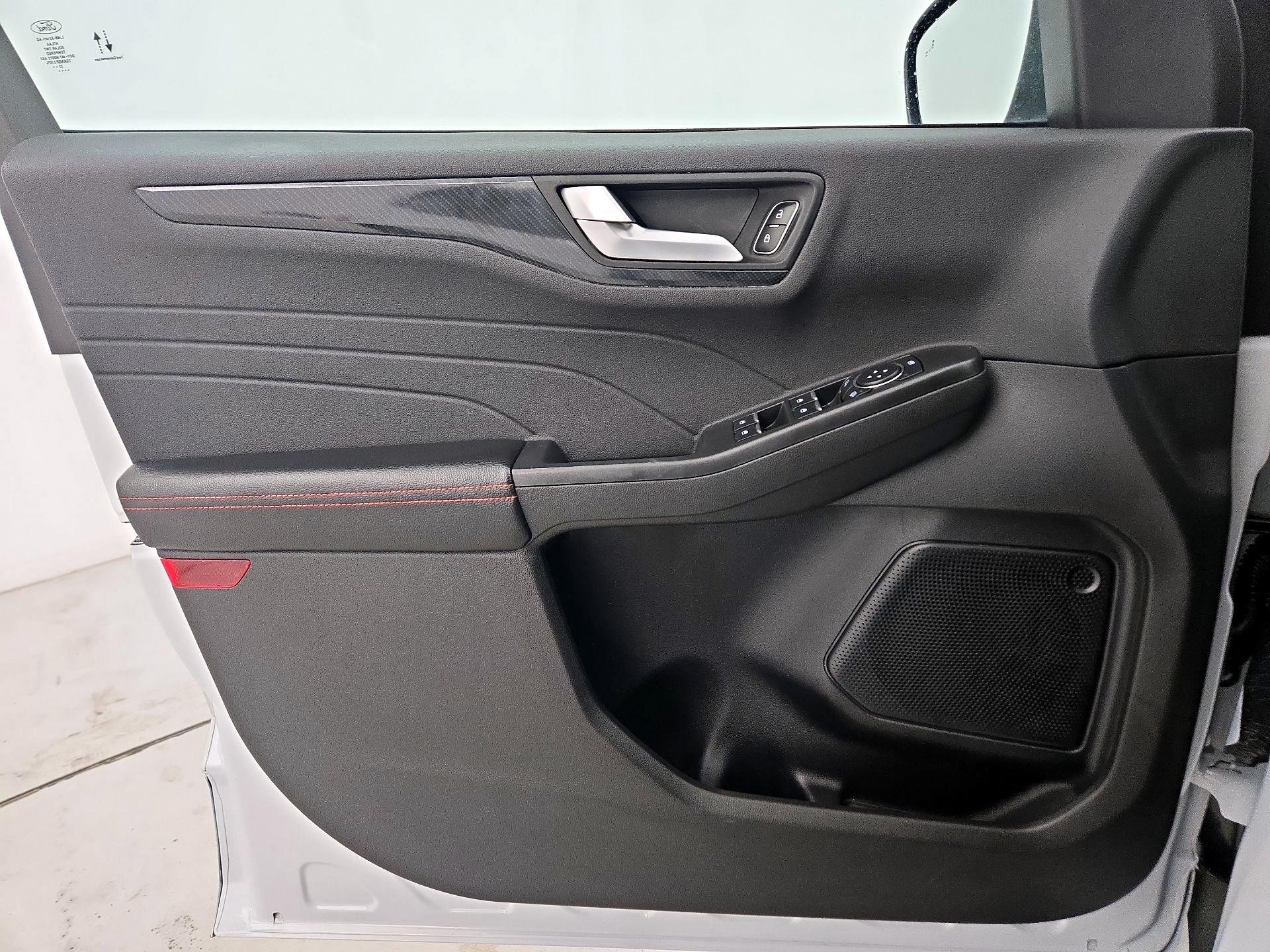 Thumbnail: 2023 Ford Escape - 12