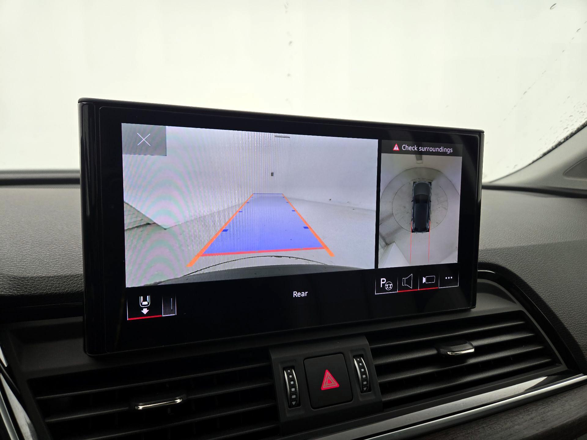 Thumbnail: 2021 Audi Q5 - 15