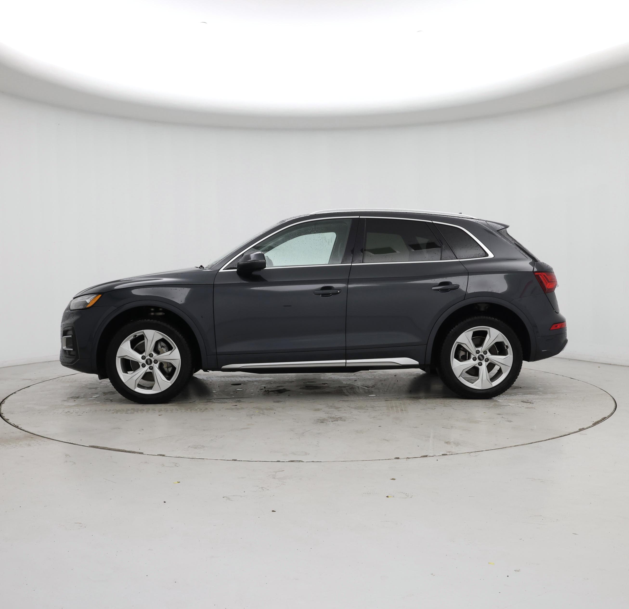 Thumbnail: 2021 Audi Q5 - 3
